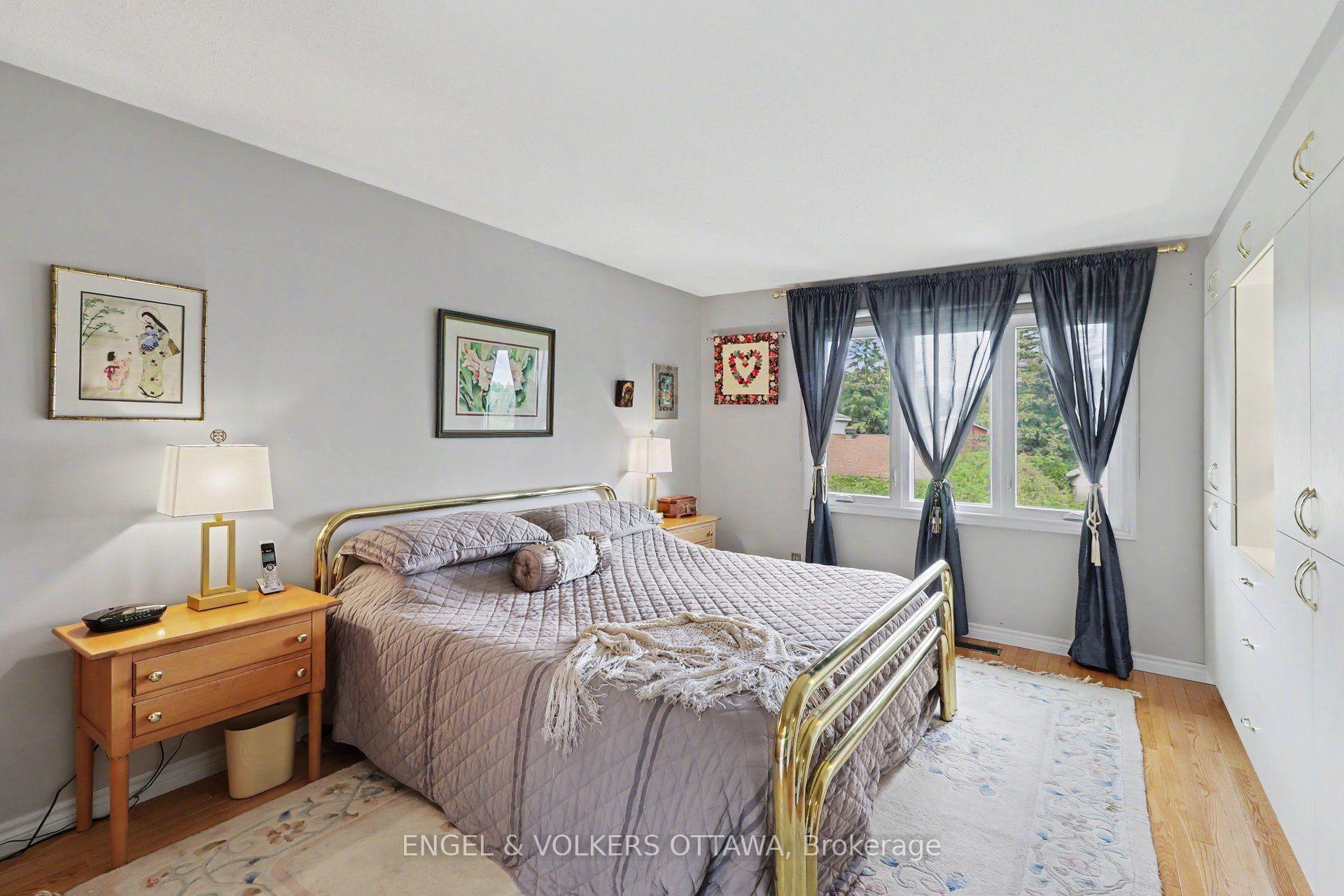 Photo 25 of 1941 Naskapi Drive, Ottawa, Beaconwood — HOMEH