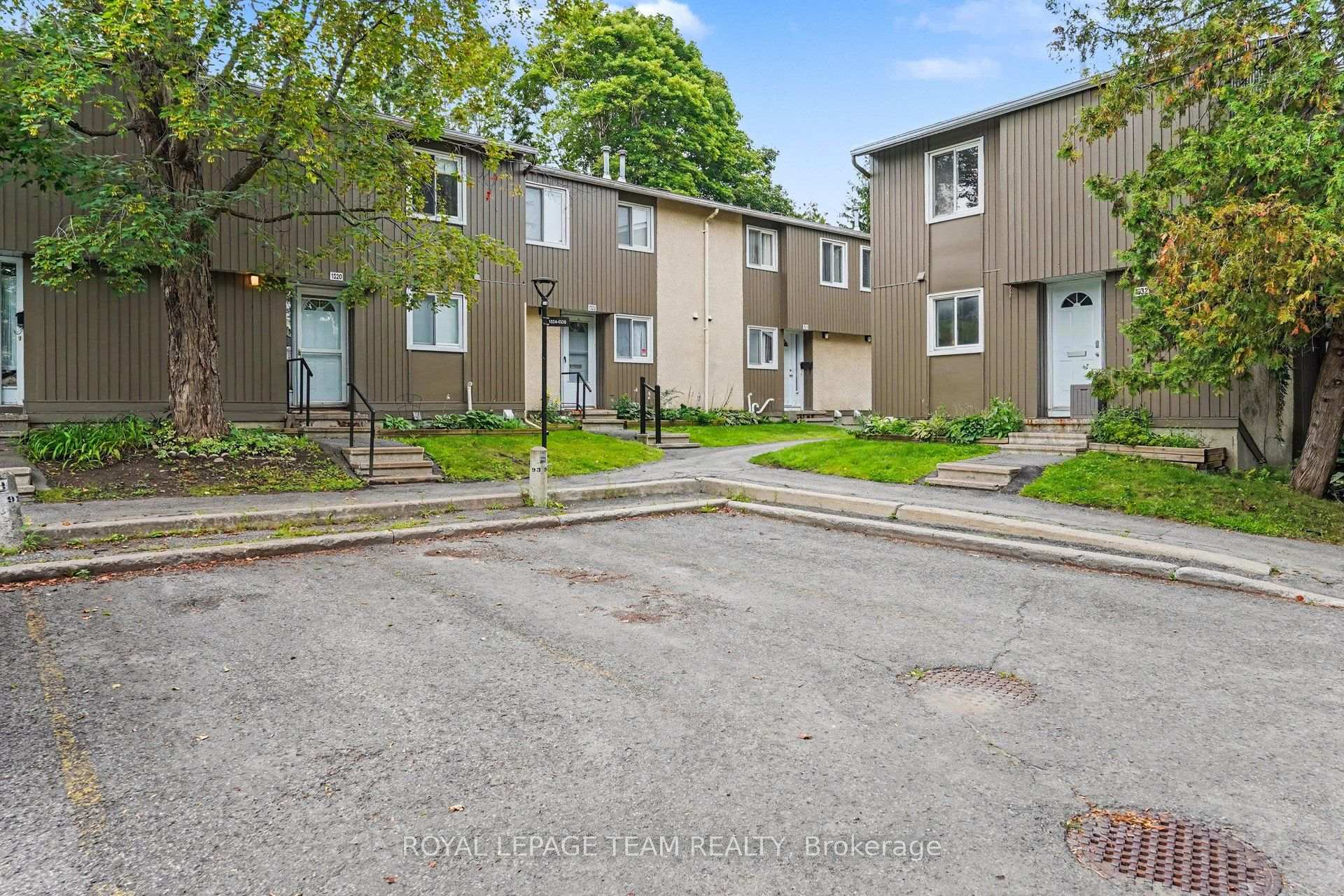 Photo 7 of Unit 75, 1328 Lassiter Terrace, Ottawa, Beaconwood — HOMEH