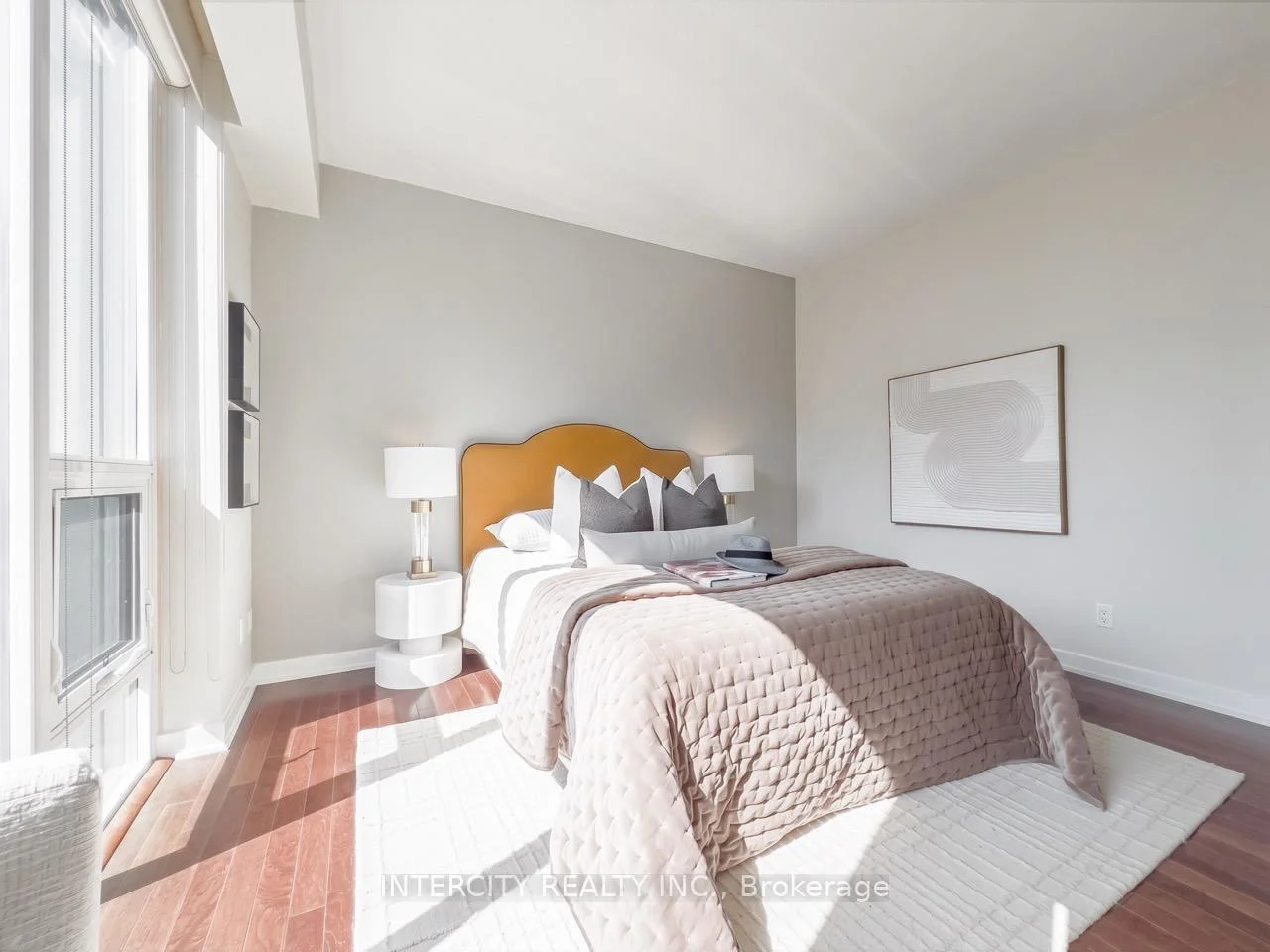 Photo 12 of Unit 2503, 126 Simcoe Street, Toronto, Waterfront Communities — HOMEH