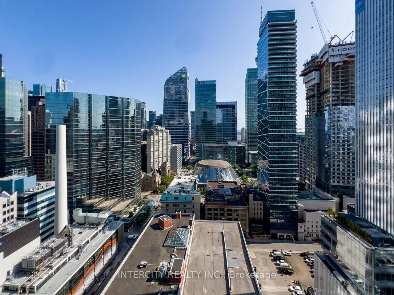 Photo 23 of Unit 2503, 126 Simcoe Street, Toronto, Waterfront Communities — HOMEH