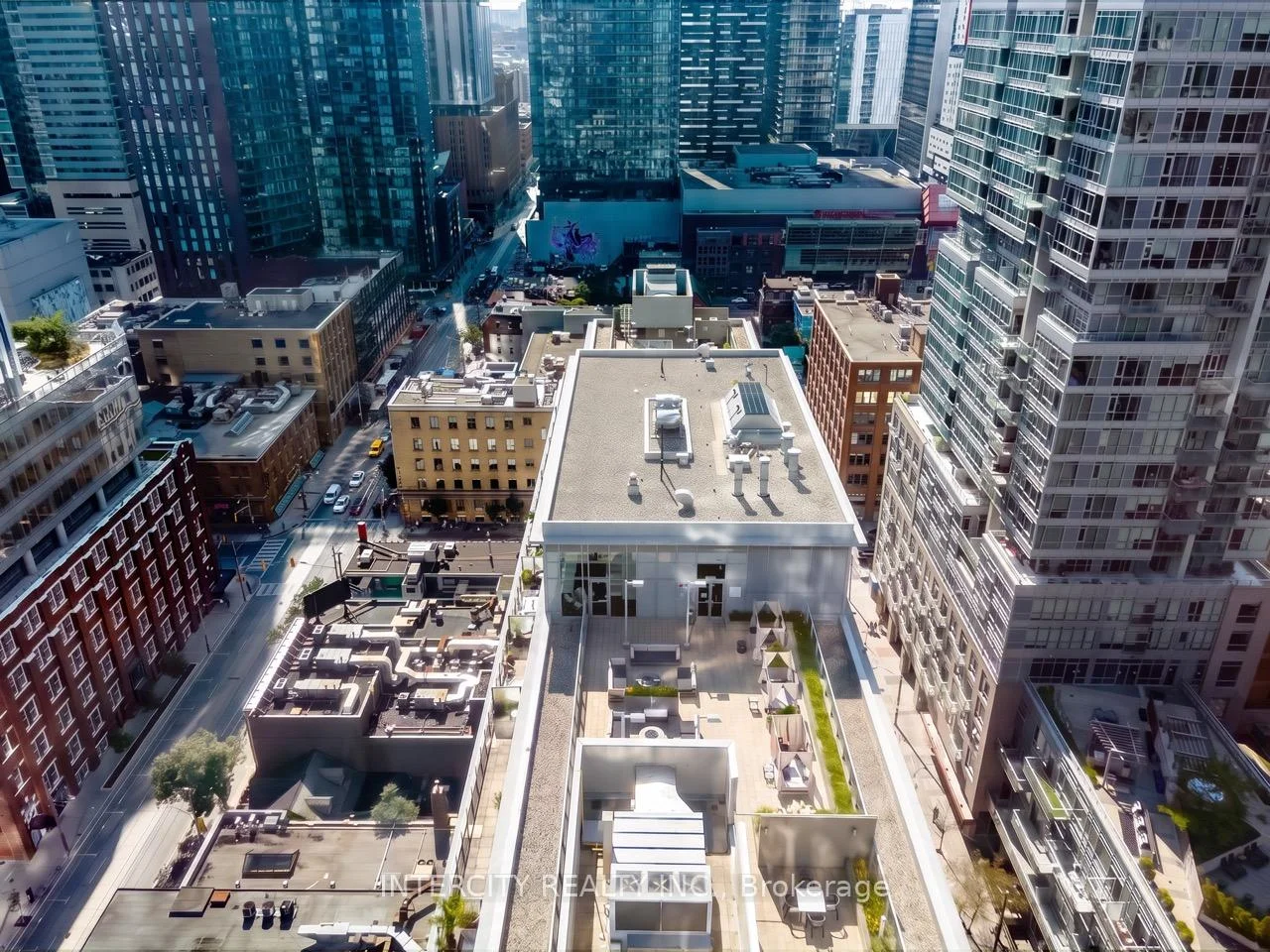 Photo 24 of Unit 2503, 126 Simcoe Street, Toronto, Waterfront Communities — HOMEH