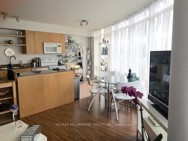 Photo 10 of Unit 2510, 373 Front Street W, Toronto, Waterfront Communities — HOMEH