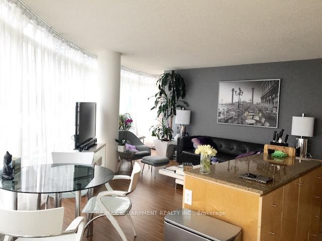 Photo 13 of Unit 2510, 373 Front Street W, Toronto, Waterfront Communities — HOMEH