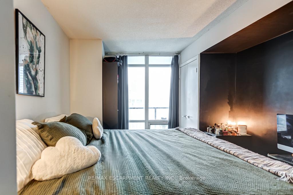 Photo 16 of Unit 2510, 373 Front Street W, Toronto, Waterfront Communities — HOMEH