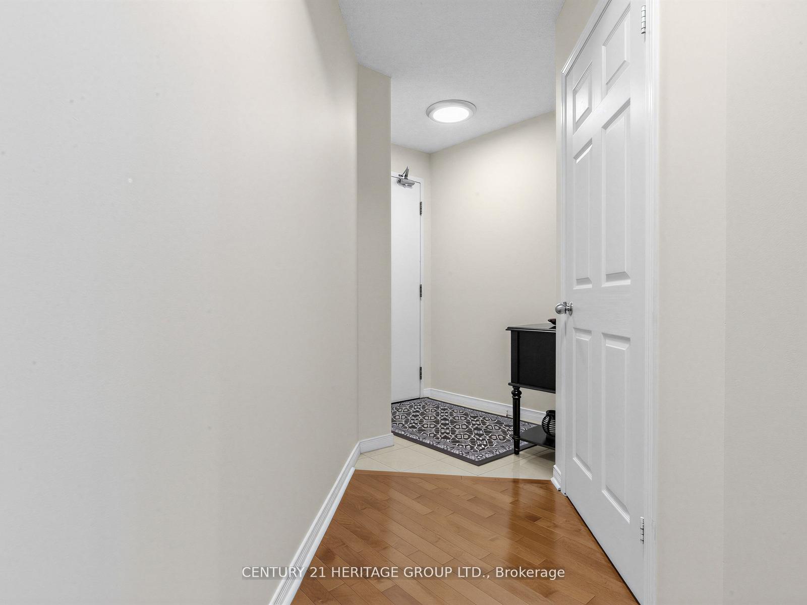 Photo 3 of Unit 815, 155 Beecroft Road, North York, Lansing-Westgate — HOMEH