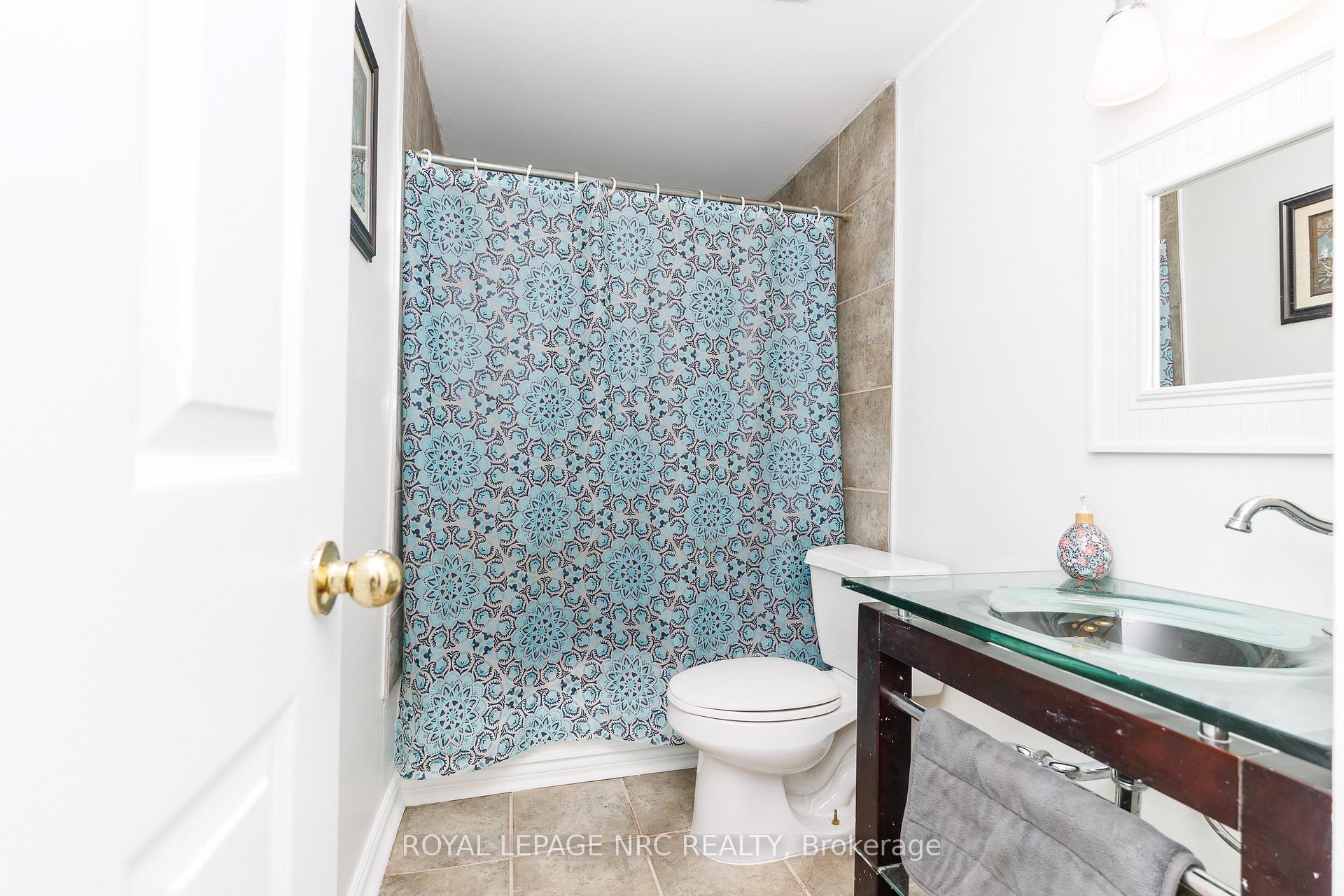 Photo 13 of 6562 Harmony Avenue, Niagara Falls, West Wood — HOMEH
