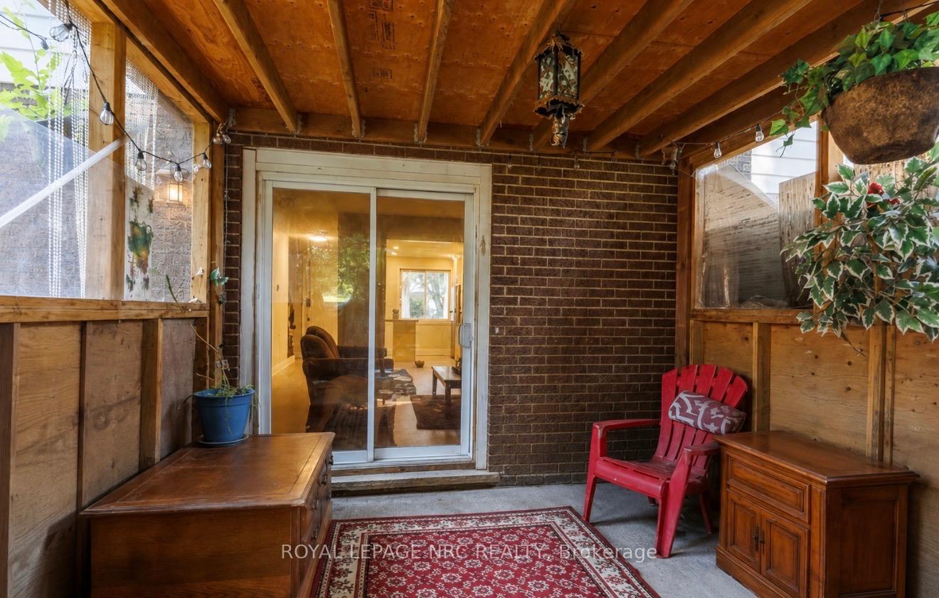 Photo 15 of 6562 Harmony Avenue, Niagara Falls, West Wood — HOMEH