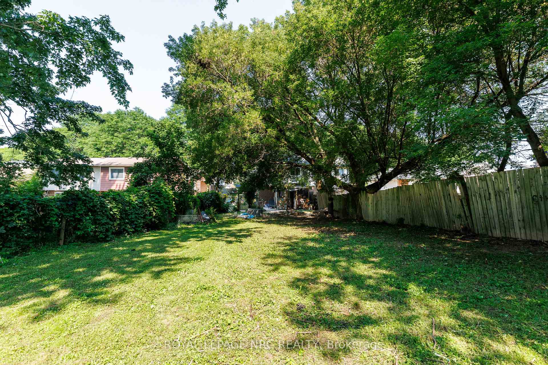 Photo 21 of 6562 Harmony Avenue, Niagara Falls, West Wood — HOMEH