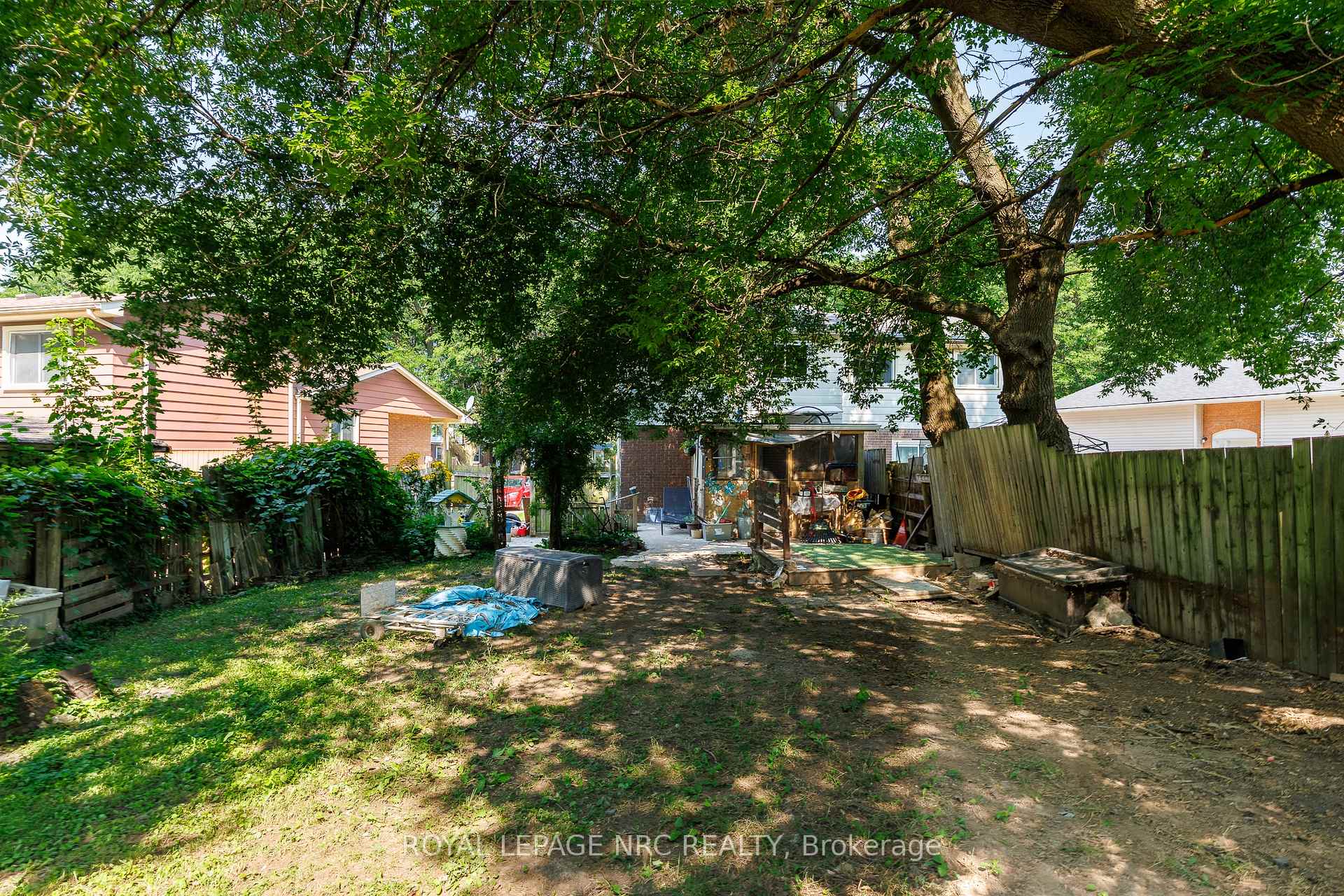 Photo 23 of 6562 Harmony Avenue, Niagara Falls, West Wood — HOMEH