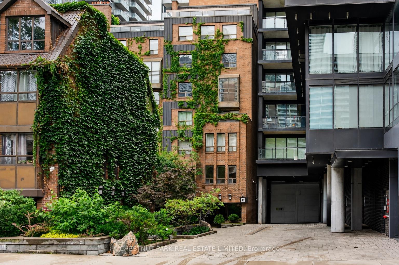 Photo 1 of Unit 604, 19 Dundonald Street, Toronto, Church-Yonge Corridor — HOMEH