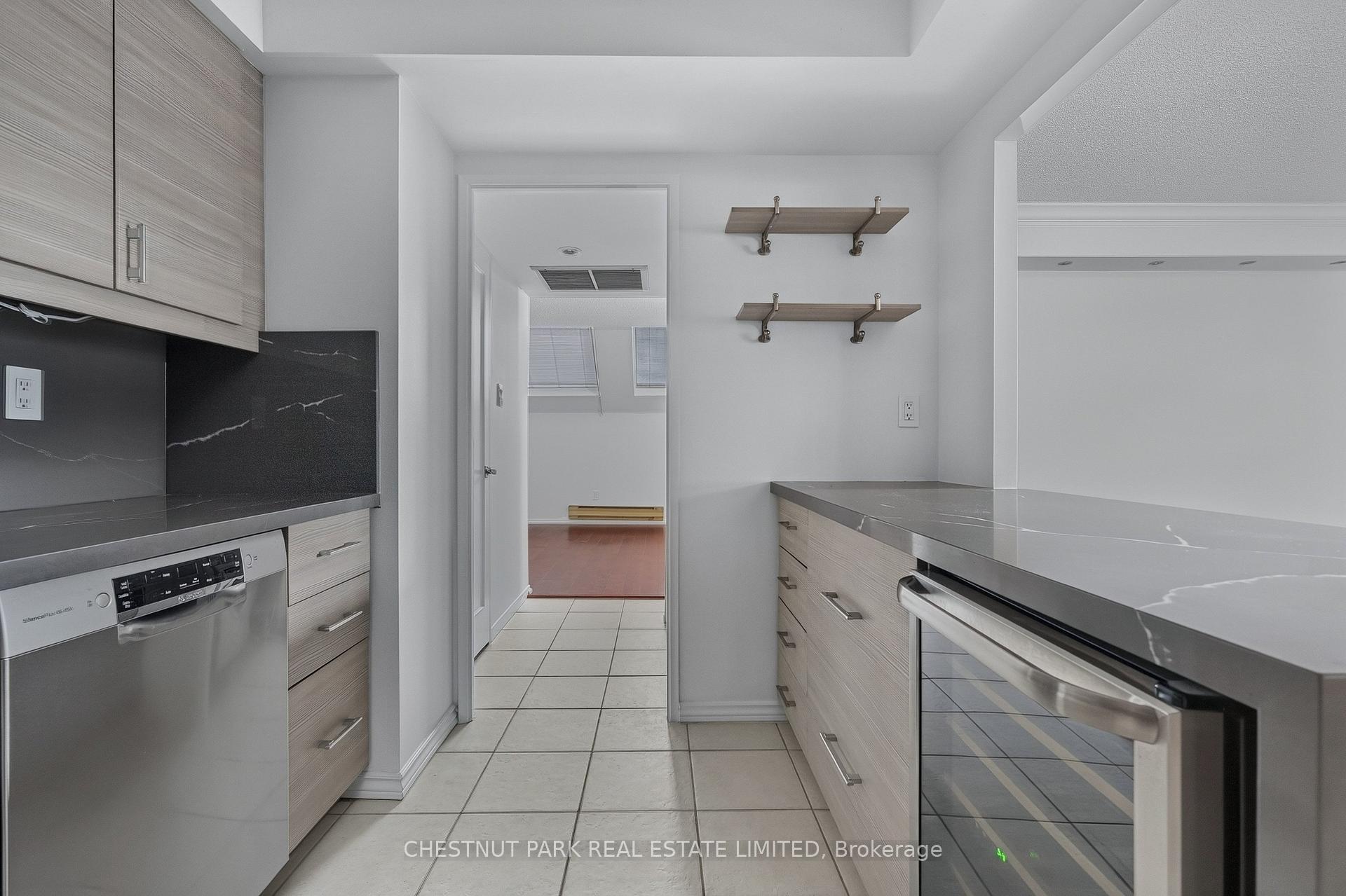 Photo 10 of Unit 604, 19 Dundonald Street, Toronto, Church-Yonge Corridor — HOMEH