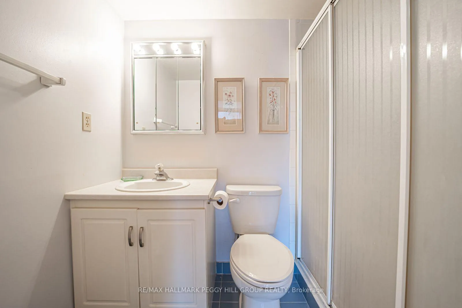 Photo 11 of Unit 206, 181 Collier Street, Barrie, North Shore — HOMEH