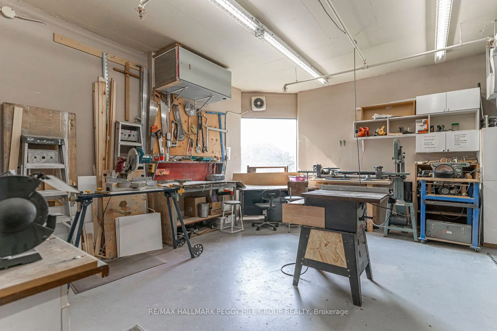 Photo 22 of Unit 206, 181 Collier Street, Barrie, North Shore — HOMEH