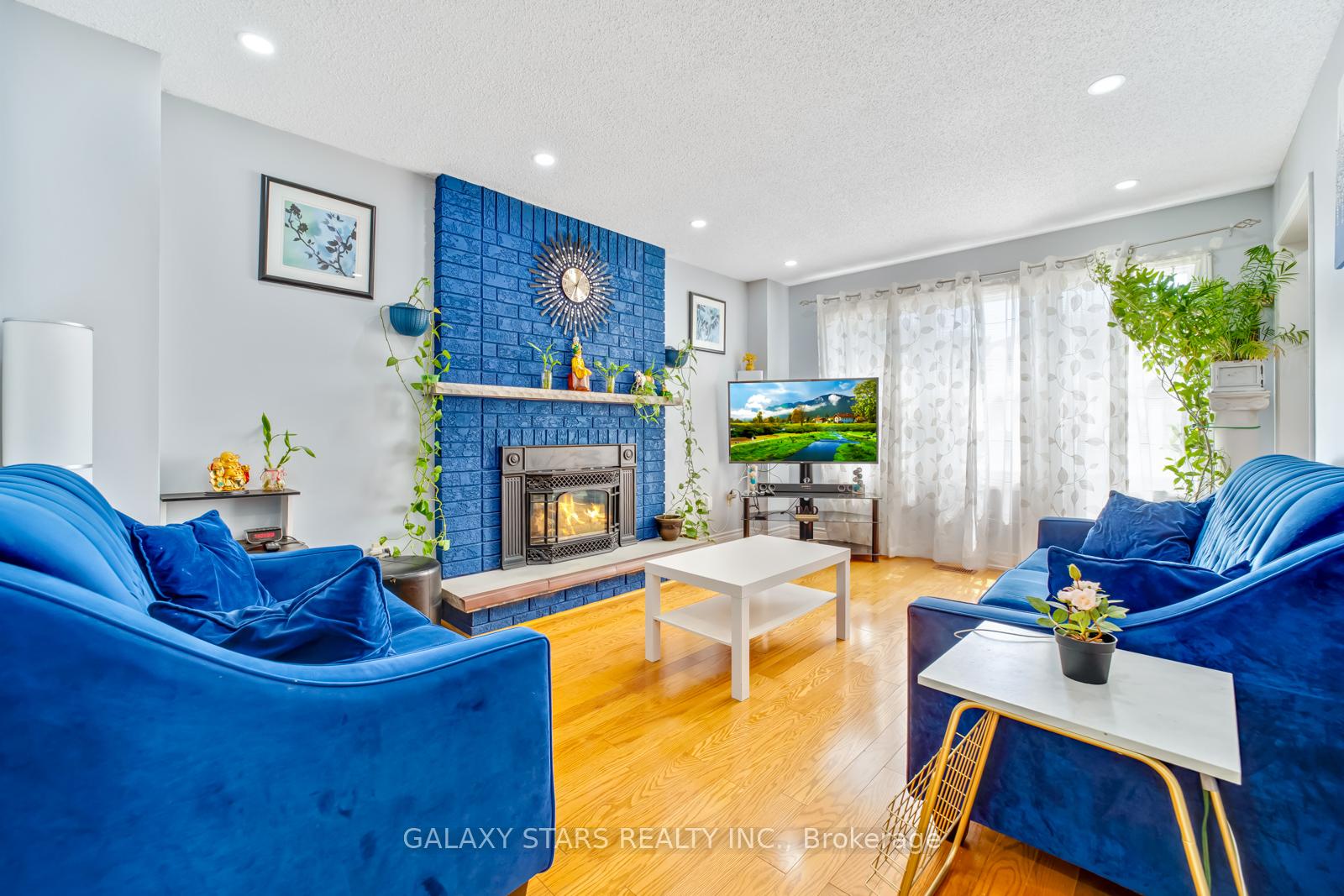 Photo 15 of 25 Fieldnest Crescent, Whitby, Rolling Acres — HOMEH