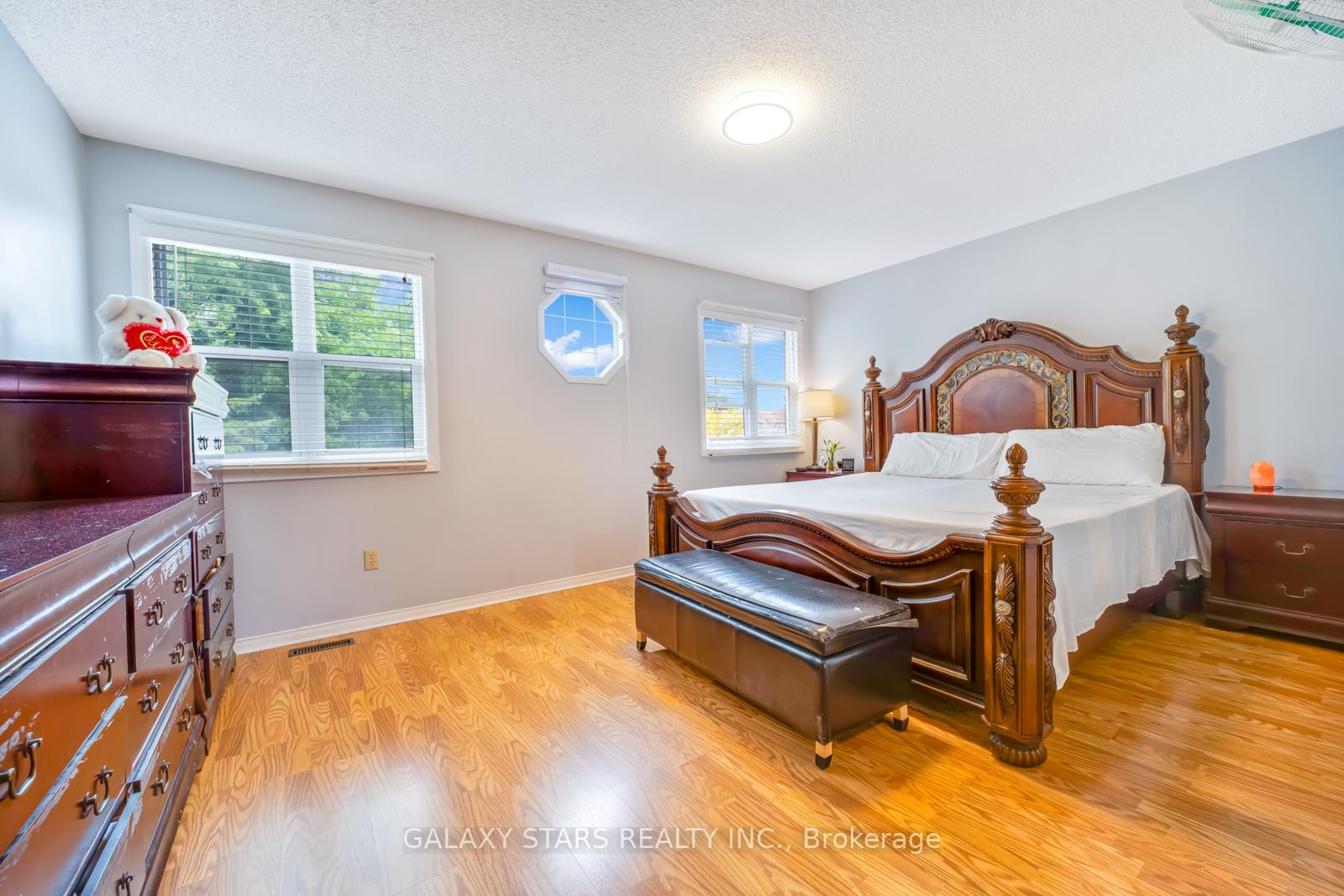 Photo 21 of 25 Fieldnest Crescent, Whitby, Rolling Acres — HOMEH