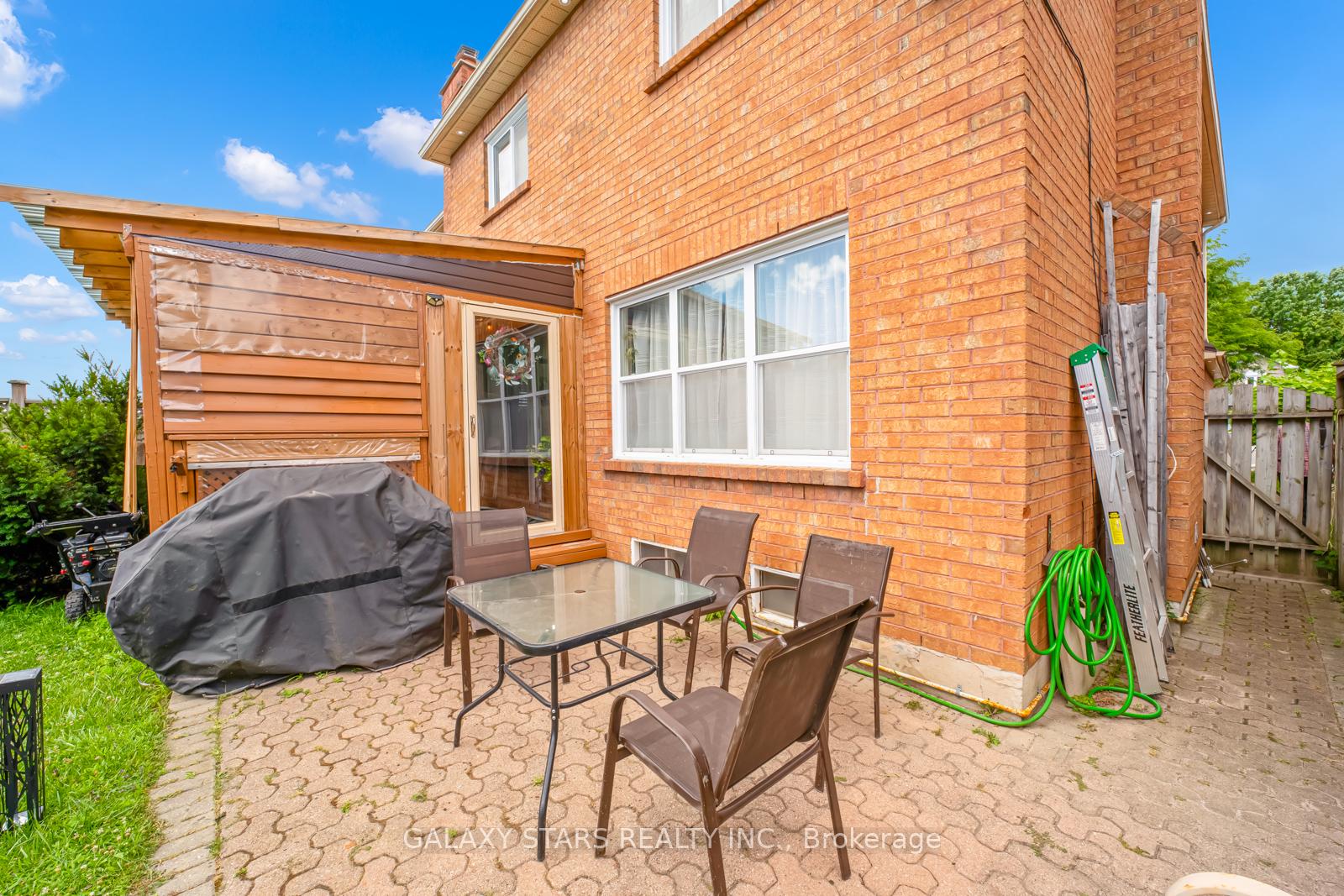 Photo 38 of 25 Fieldnest Crescent, Whitby, Rolling Acres — HOMEH