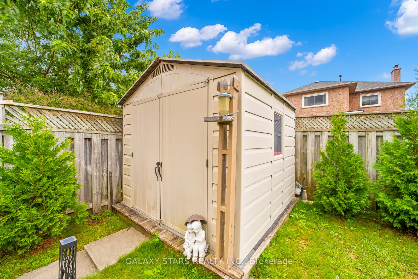Photo 41 of 25 Fieldnest Crescent, Whitby, Rolling Acres — HOMEH