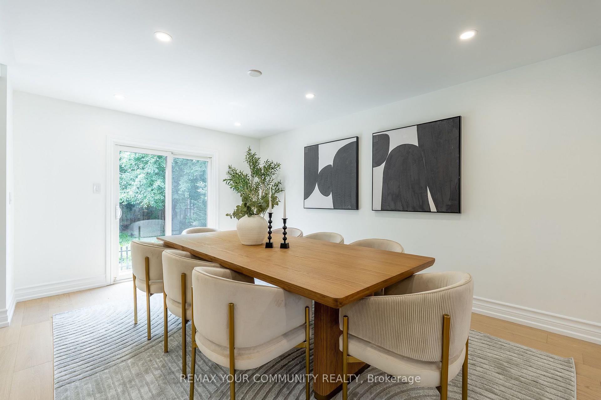 Photo 10 of 27 Houseman Crescent, Richmond Hill, North Richvale — HOMEH