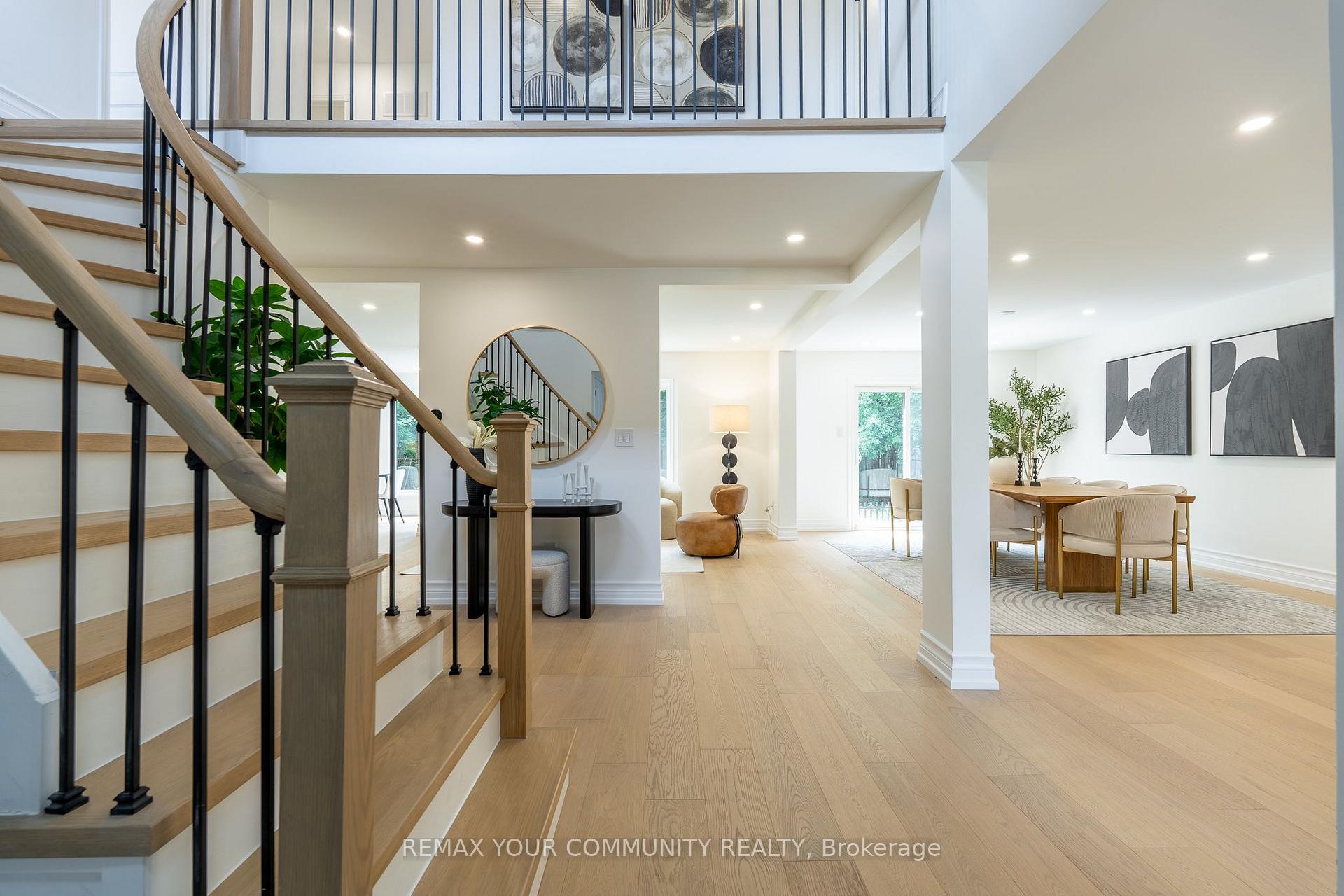 Photo 13 of 27 Houseman Crescent, Richmond Hill, North Richvale — HOMEH
