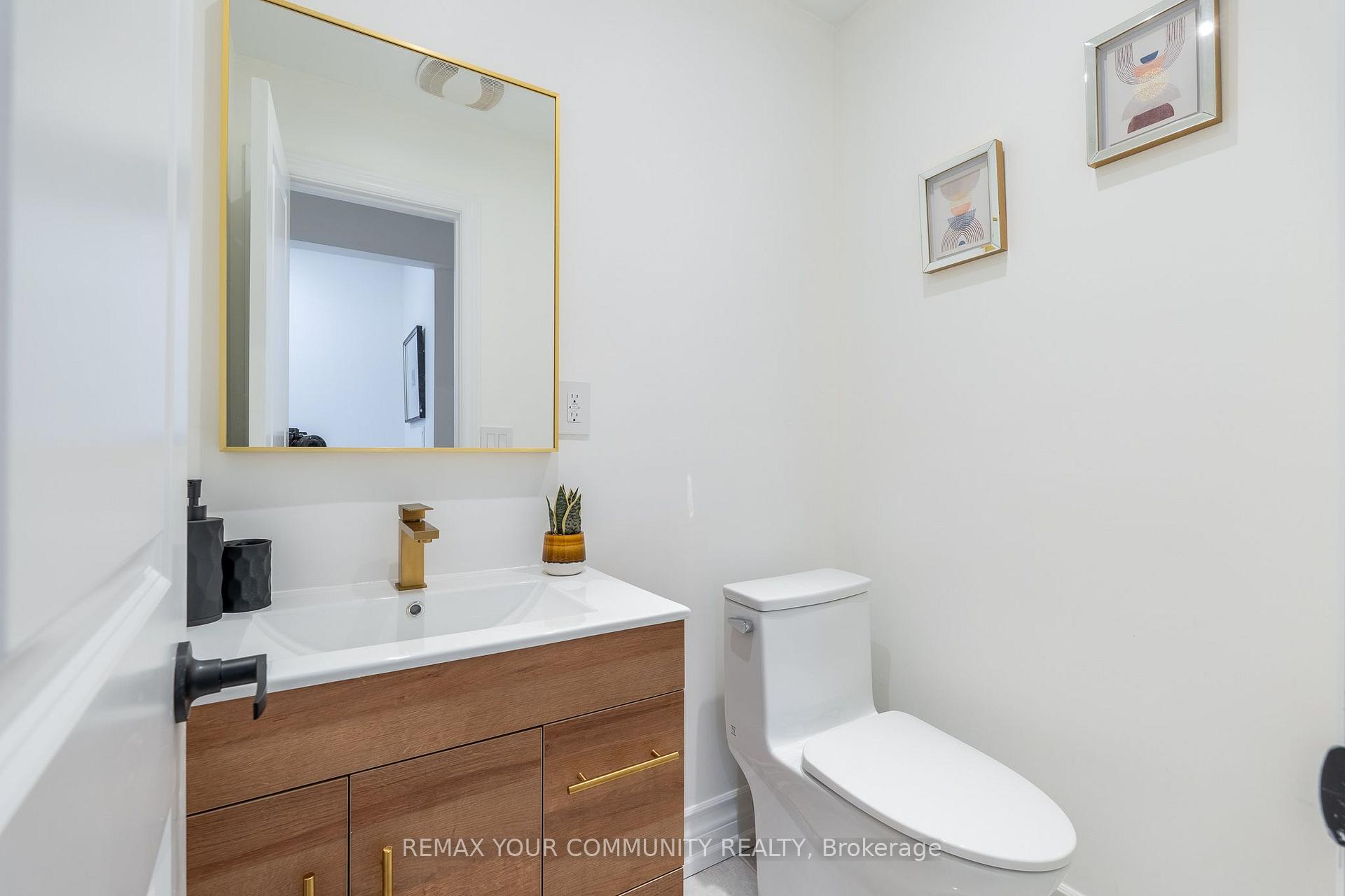 Photo 19 of 27 Houseman Crescent, Richmond Hill, North Richvale — HOMEH