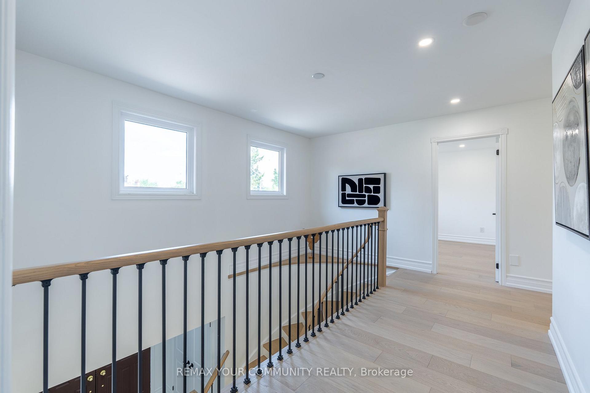 Photo 21 of 27 Houseman Crescent, Richmond Hill, North Richvale — HOMEH