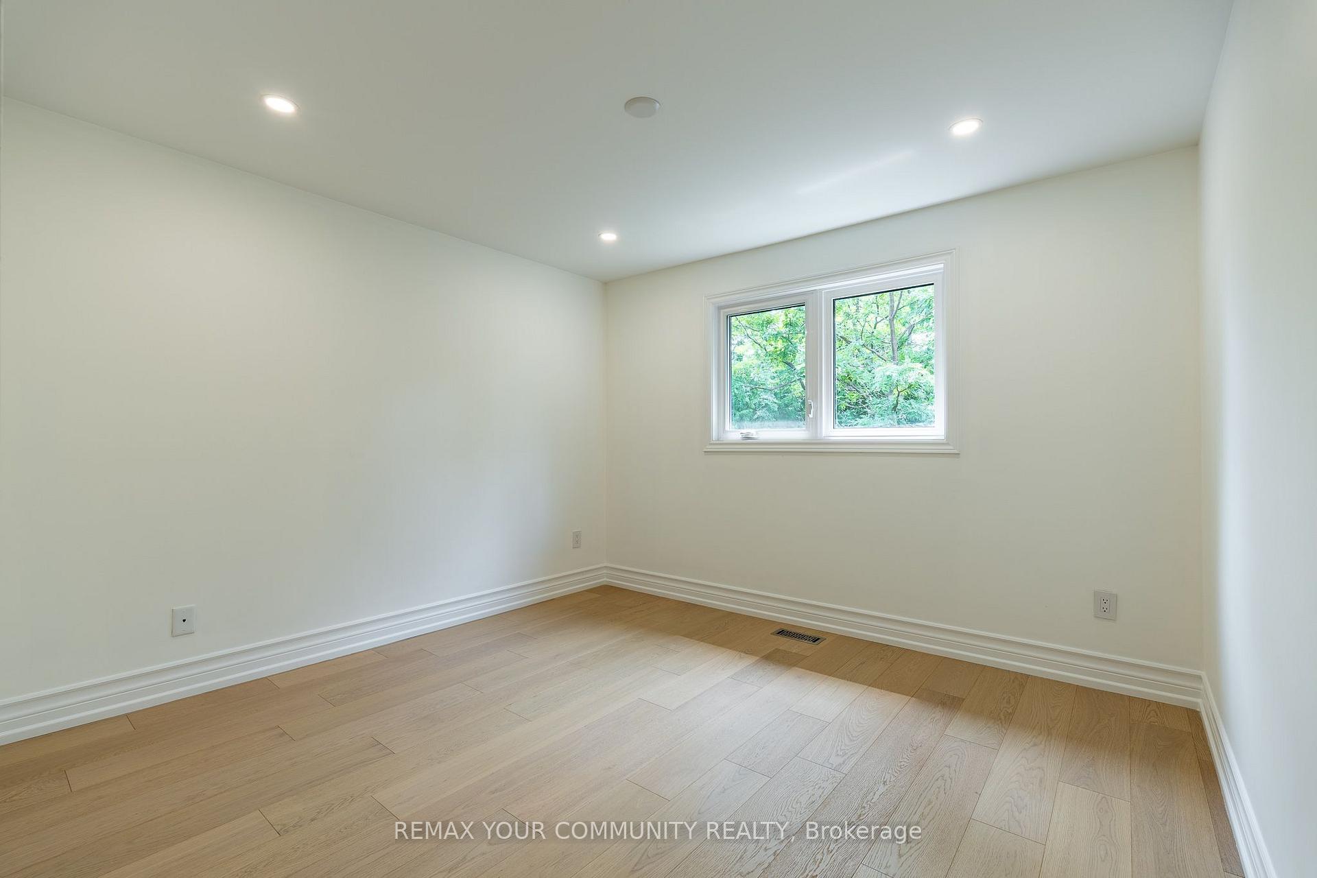 Photo 32 of 27 Houseman Crescent, Richmond Hill, North Richvale — HOMEH