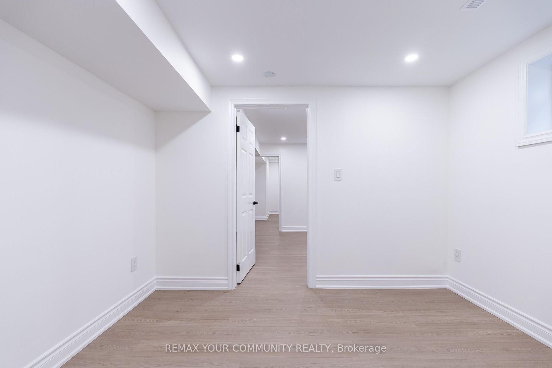 Photo 41 of 27 Houseman Crescent, Richmond Hill, North Richvale — HOMEH