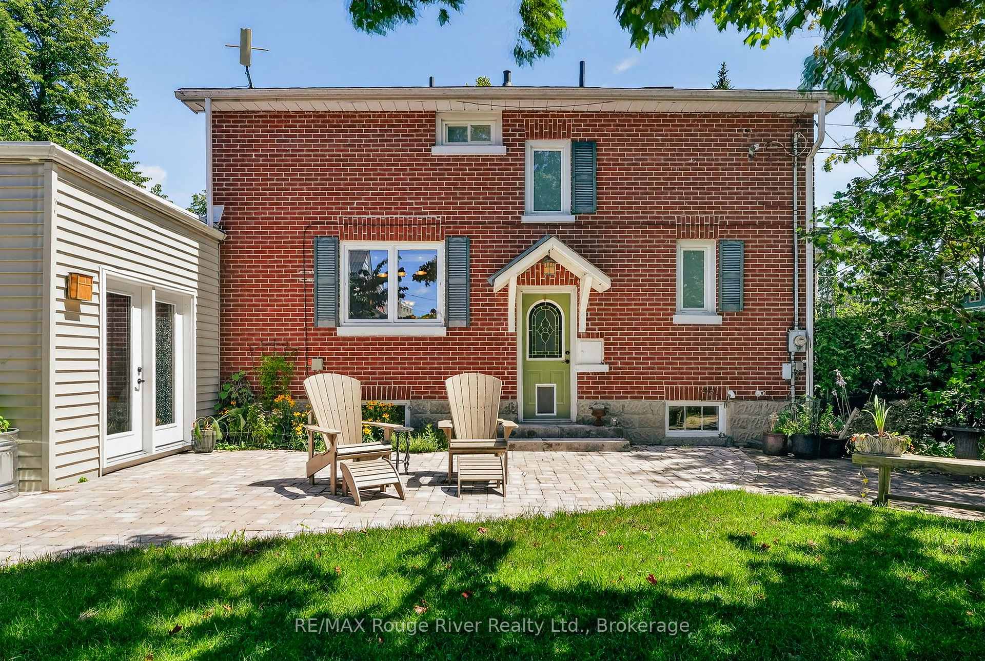 Photo 2 of 208 Albert Street, Cobourg — HOMEH