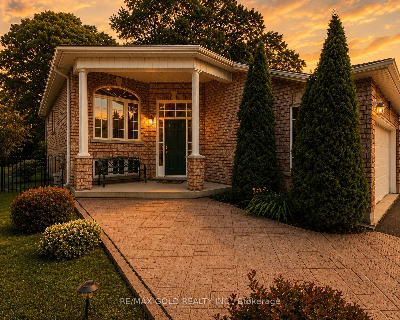 Photo 2 of 117 Wawinet Street, Midland — HOMEH