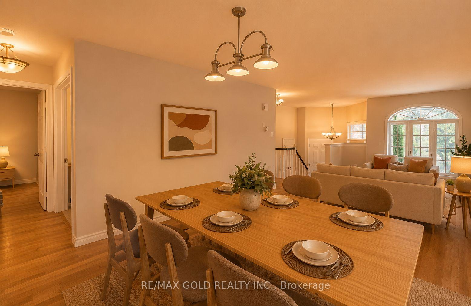 Photo 5 of 117 Wawinet Street, Midland — HOMEH