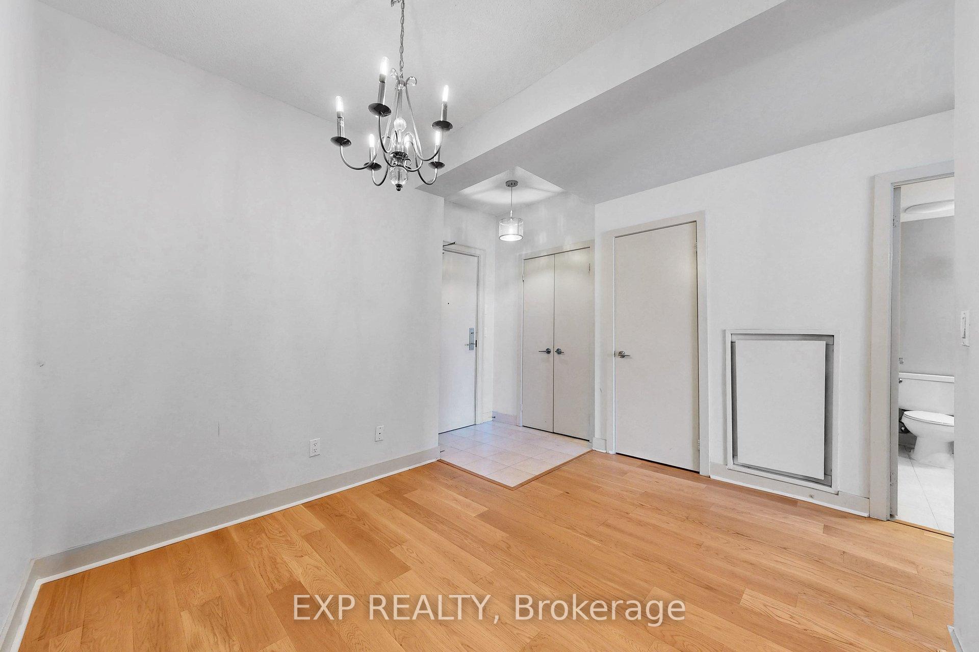 Photo 6 of Unit 1208, 438 King Street W, Toronto, Waterfront Communities — HOMEH