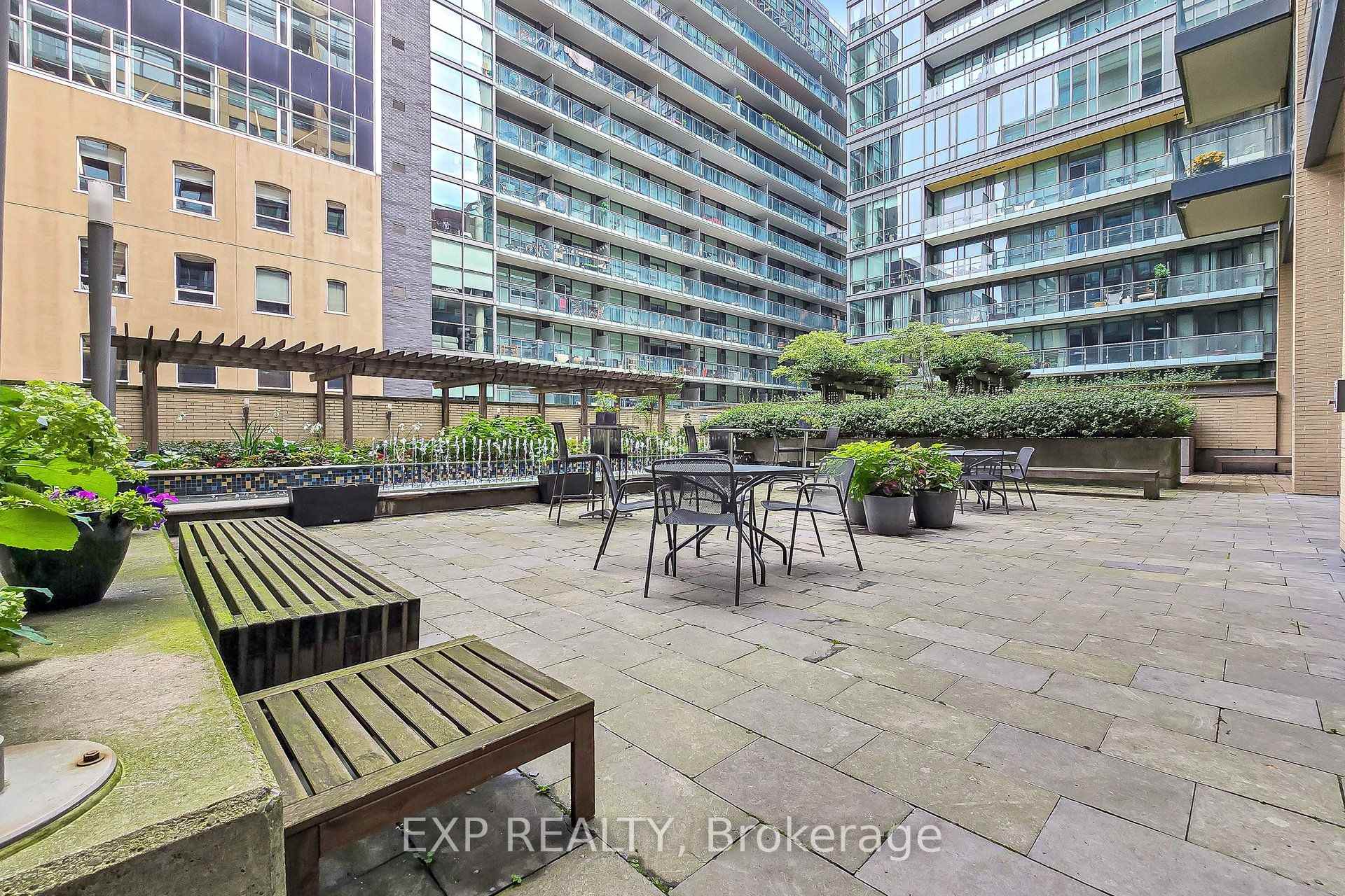 Photo 36 of Unit 1208, 438 King Street W, Toronto, Waterfront Communities — HOMEH