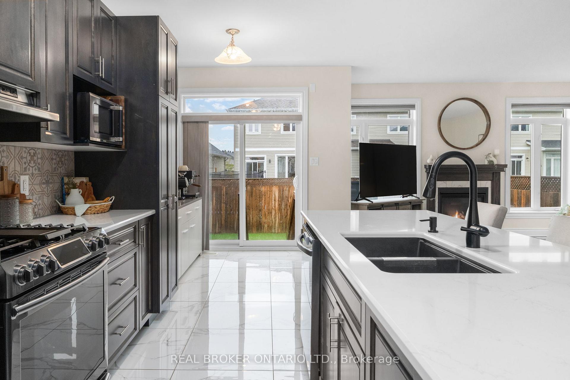Photo 18 of 14 Peever Place, Carleton Place, Carleton Place — HOMEH