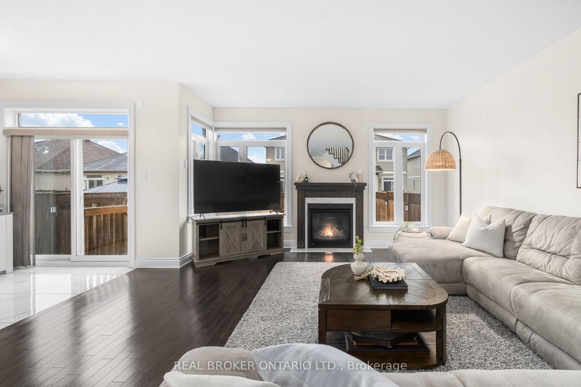 Photo 23 of 14 Peever Place, Carleton Place, Carleton Place — HOMEH