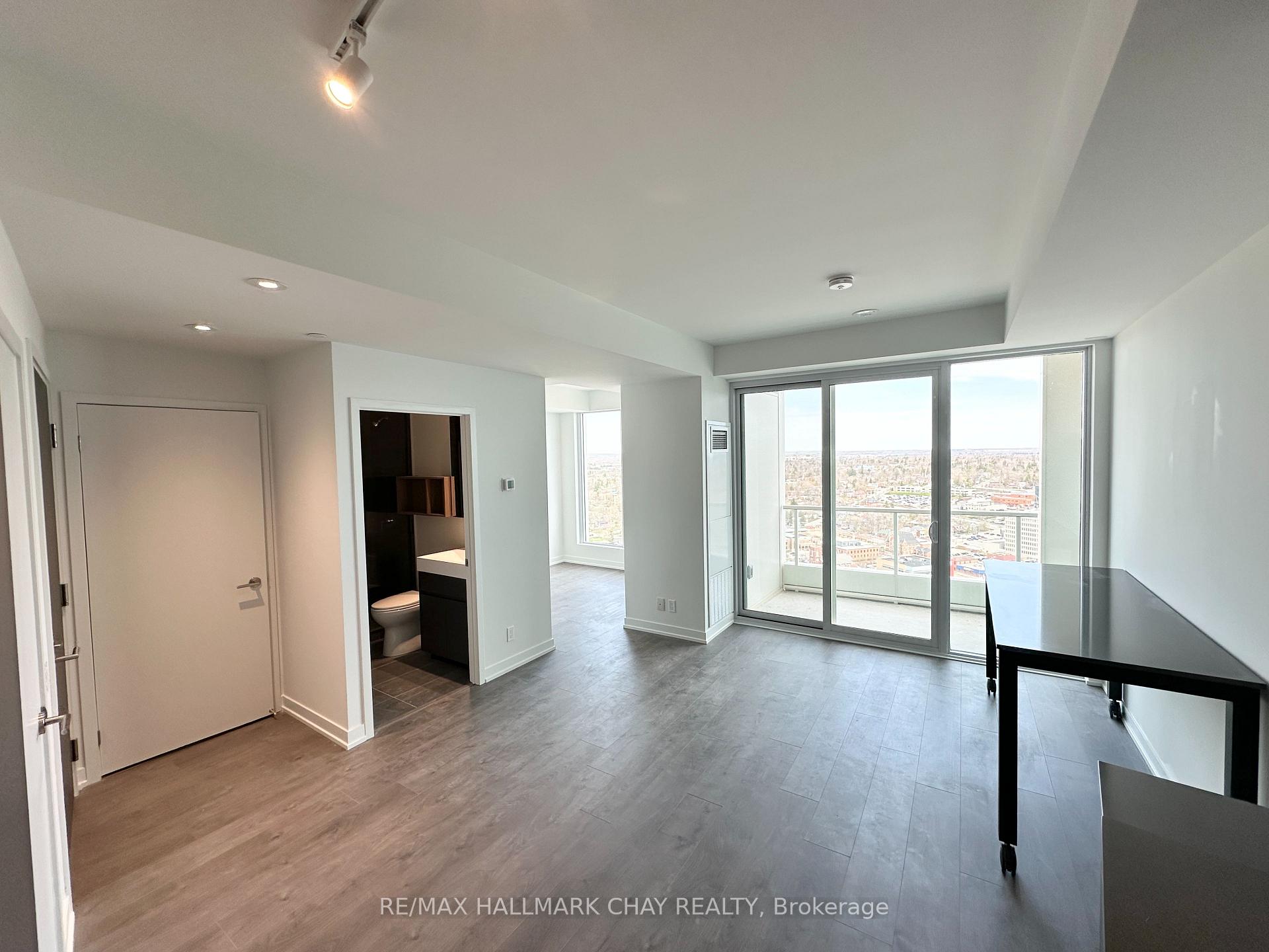 Photo 3 of Unit 3005, 39 Mary Street, Barrie, City Centre — HOMEH