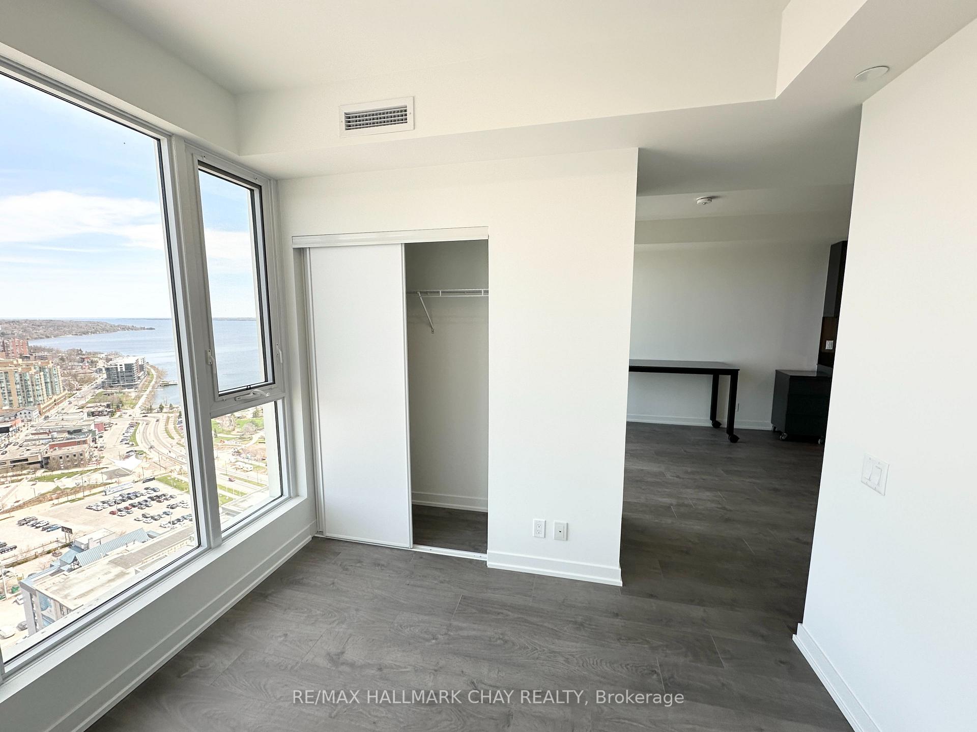 Photo 11 of Unit 3005, 39 Mary Street, Barrie, City Centre — HOMEH