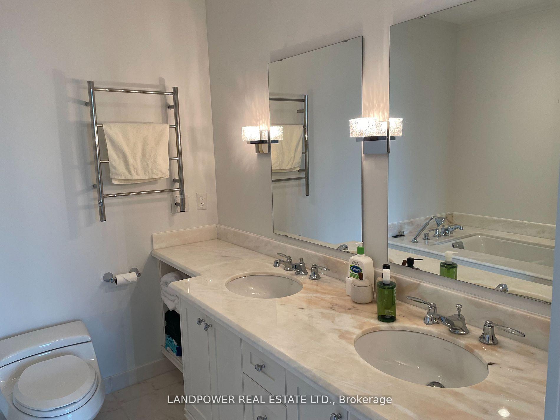 Photo 6 of Unit 3702, 183 Wellington Street, Toronto, Waterfront Communities — HOMEH