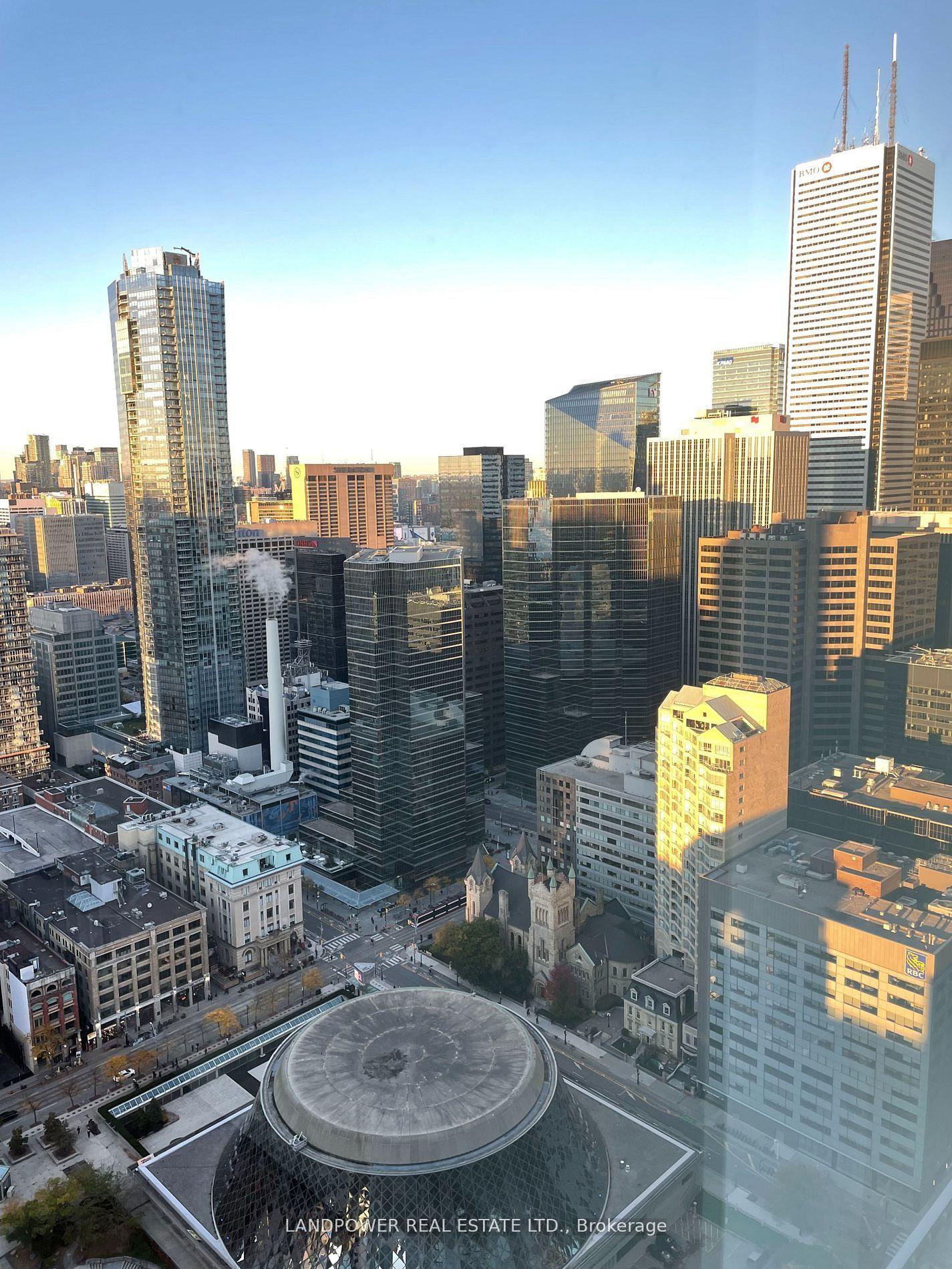 Photo 9 of Unit 3702, 183 Wellington Street, Toronto, Waterfront Communities — HOMEH
