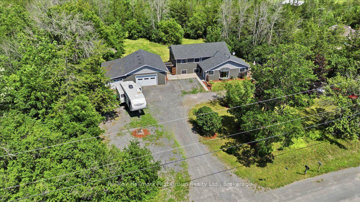 Photo 3 of 1233 Lazier Road, Tyendinaga, Tyendinaga Township — HOMEH
