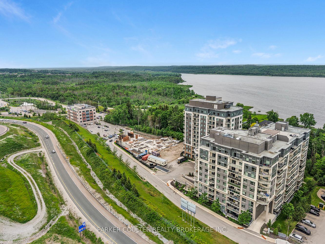 Photo of Unit 909, 58 Lakeside Terrace