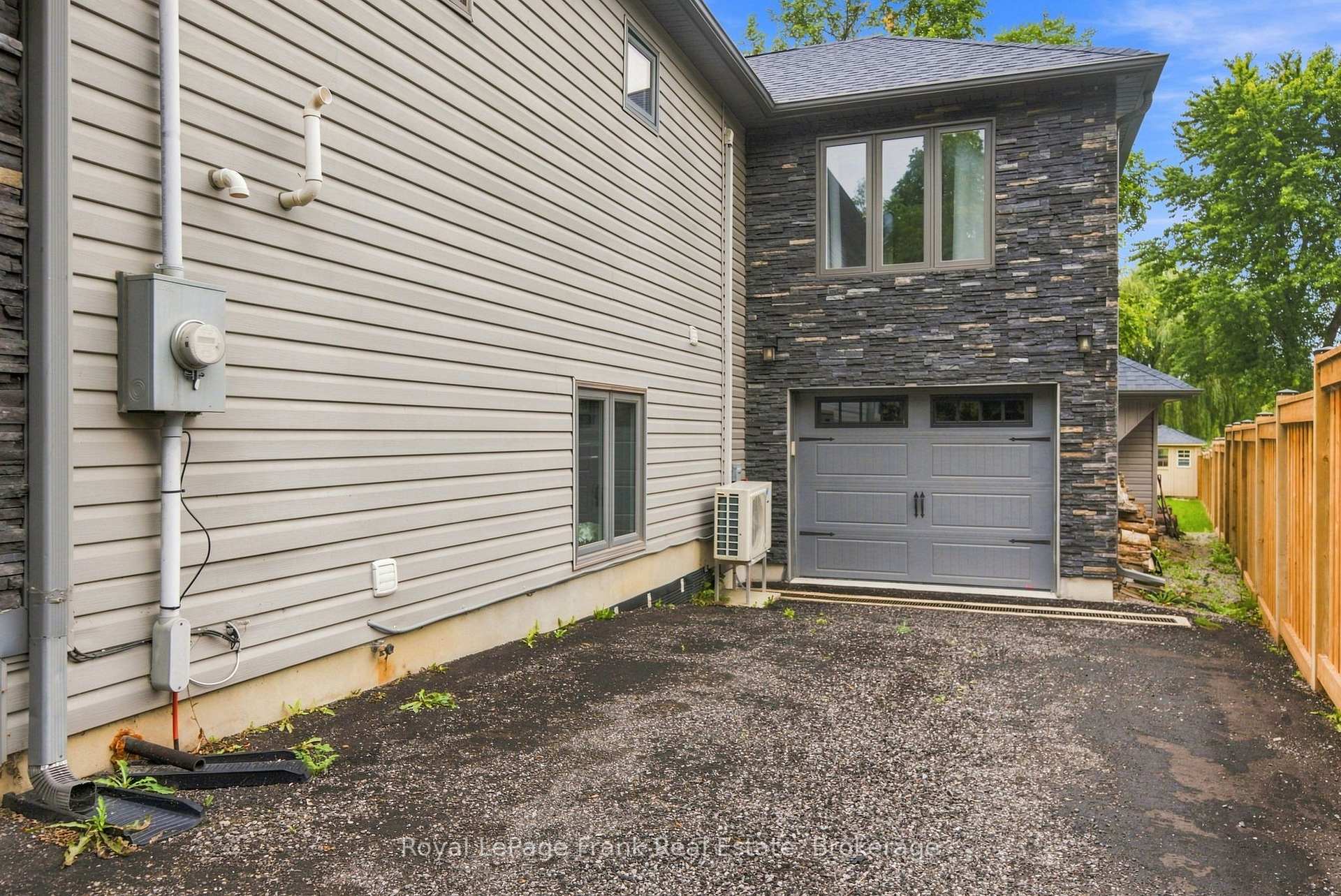 Photo 11 of 526 View Lake Road, Scugog, Rural Scugog — HOMEH