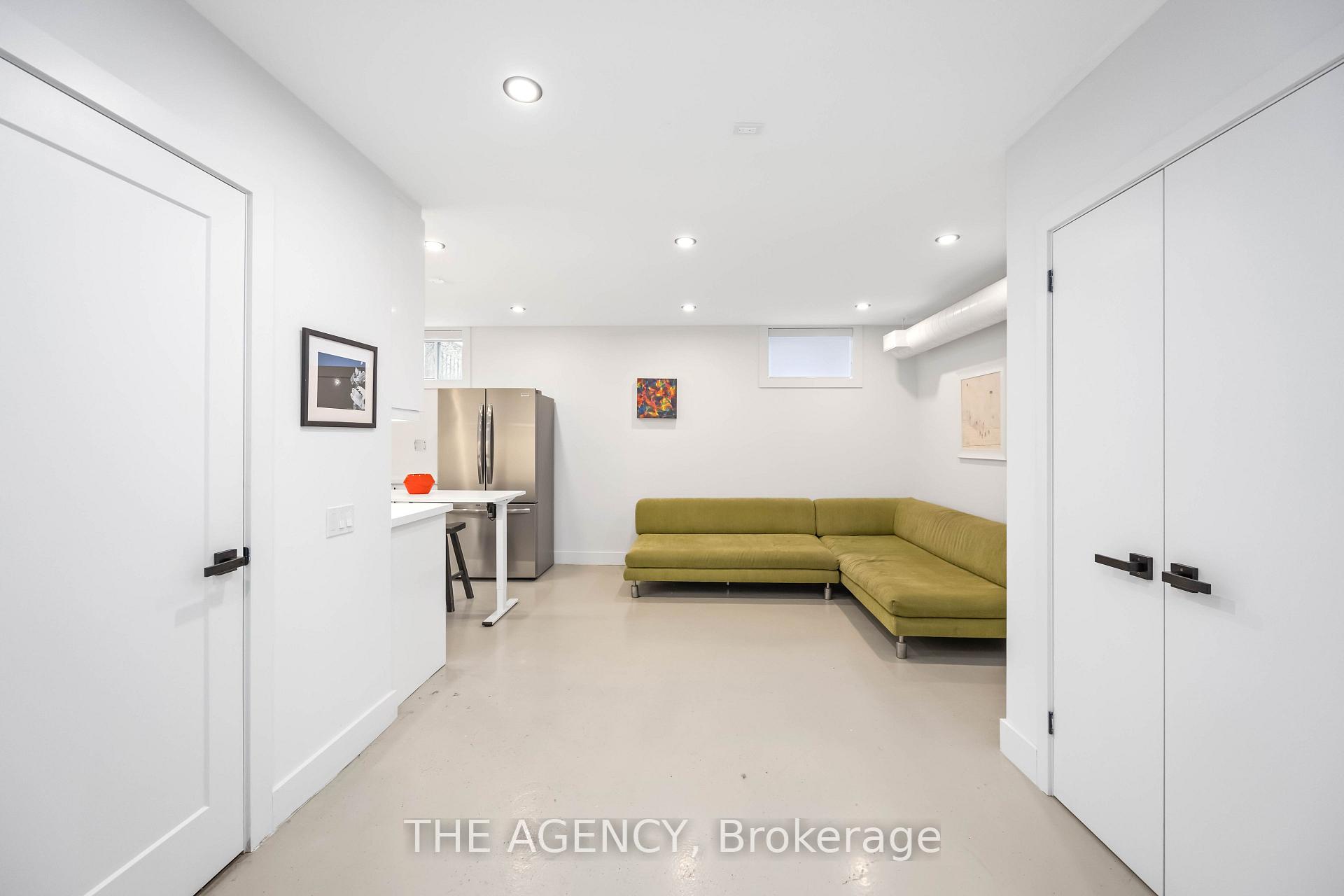 Photo 9 of Unit D, 2508 Lakeshore Boulevard, Etobicoke, Mimico — HOMEH
