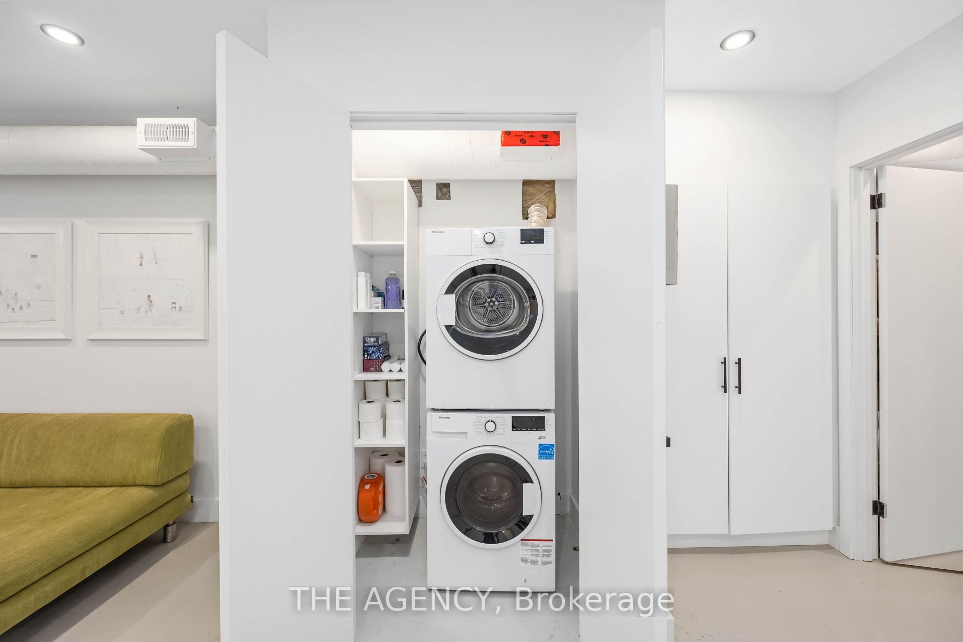 Photo 11 of Unit D, 2508 Lakeshore Boulevard, Etobicoke, Mimico — HOMEH