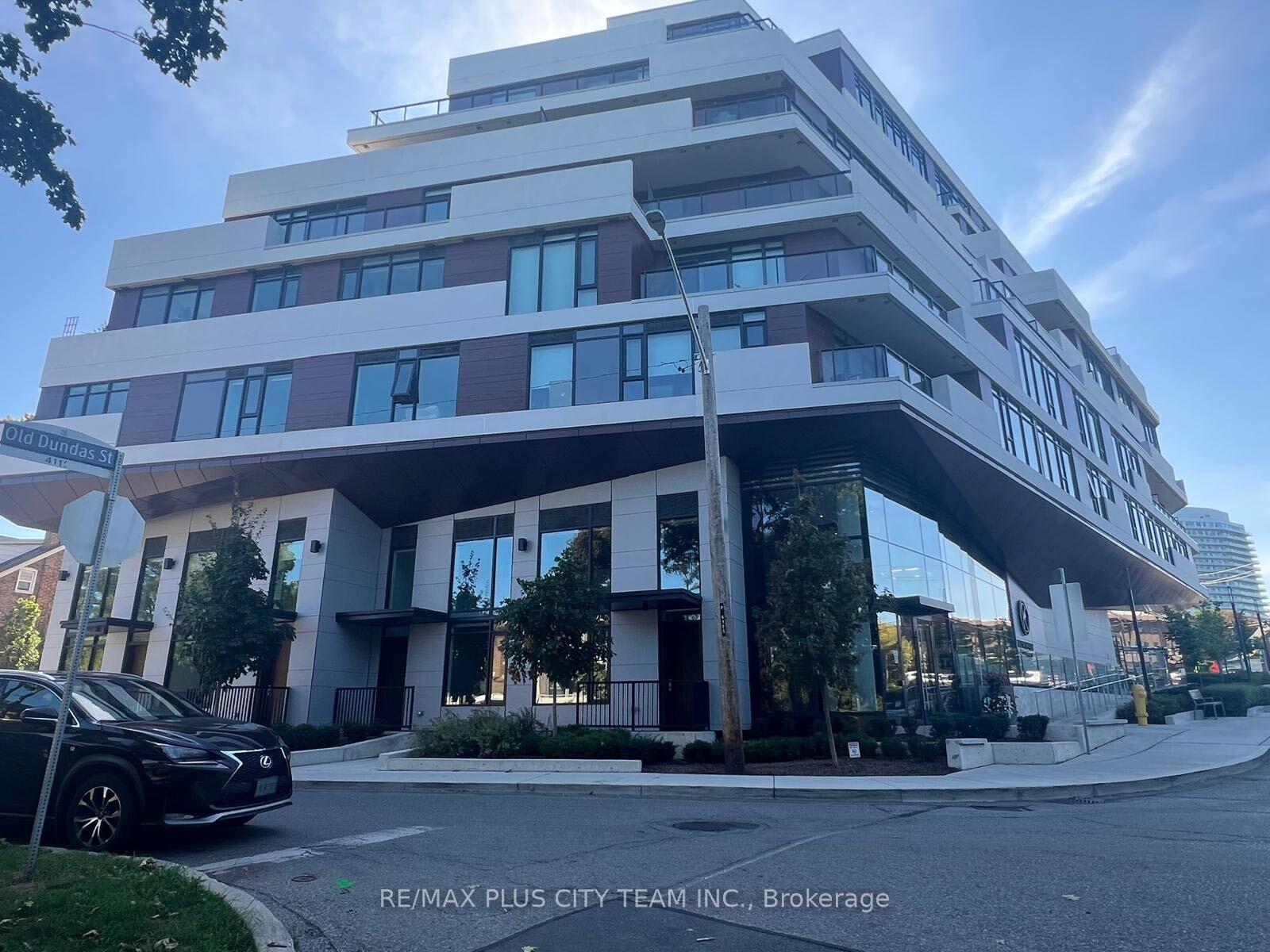 Photo 9 of Unit 316, 160 Kingsway Crescent W, Etobicoke, Kingsway South — HOMEH