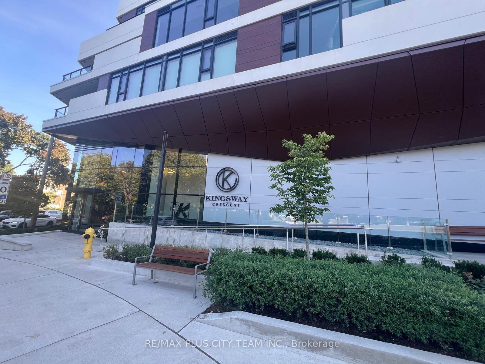 Photo 10 of Unit 316, 160 Kingsway Crescent W, Etobicoke, Kingsway South — HOMEH