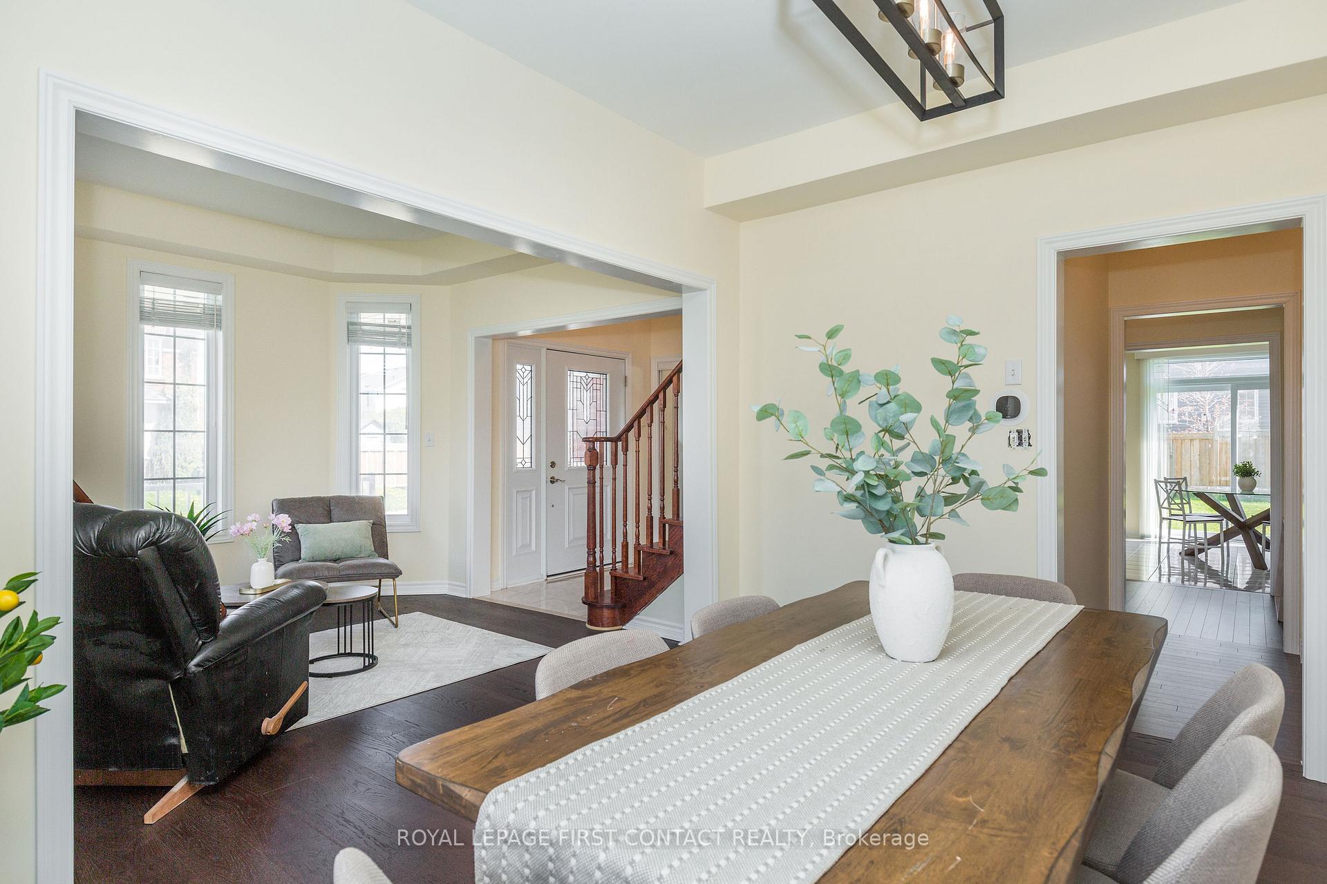 Photo 18 of 1 Griffin Gate, Barrie, Innis-Shore — HOMEH