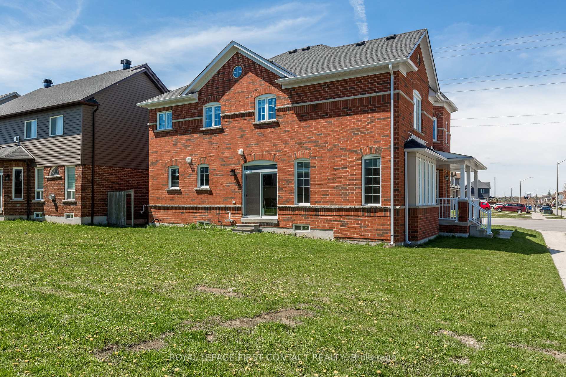 Photo 33 of 1 Griffin Gate, Barrie, Innis-Shore — HOMEH
