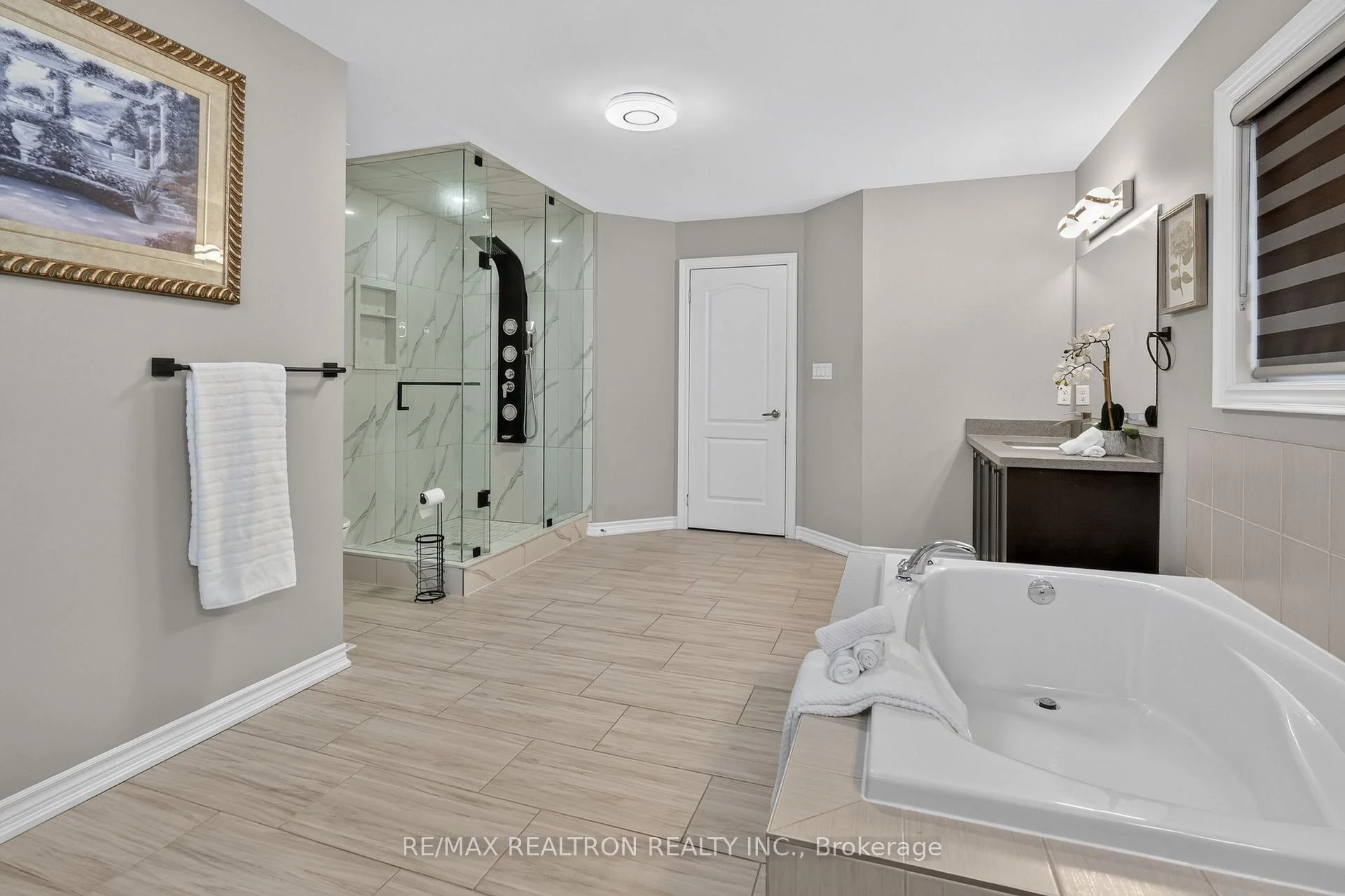 Photo 43 of 1428 Gord Vision Avenue, Clarington, Courtice — HOMEH