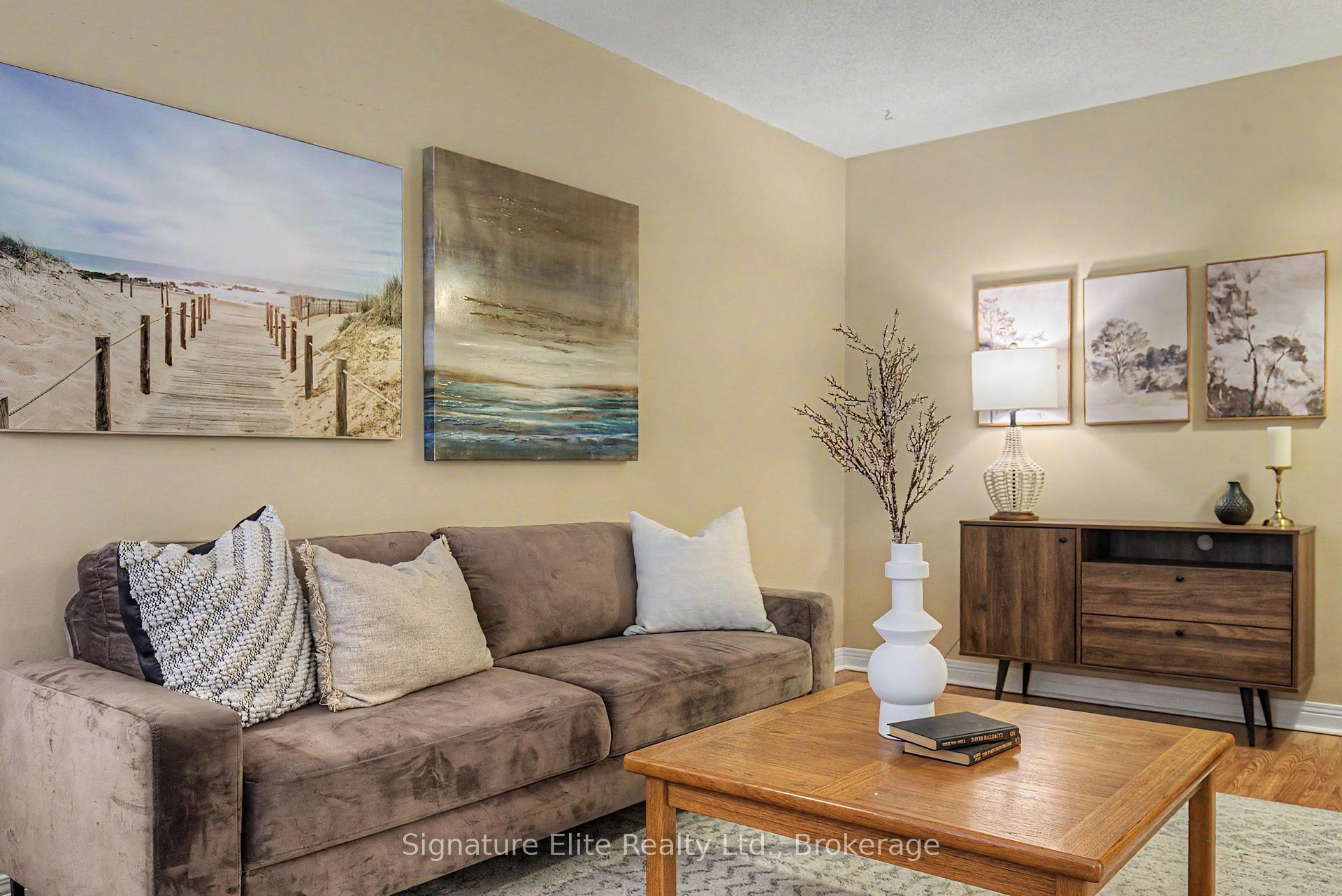 Photo 4 of 33 Waller Street, Whitby, Rolling Acres — HOMEH
