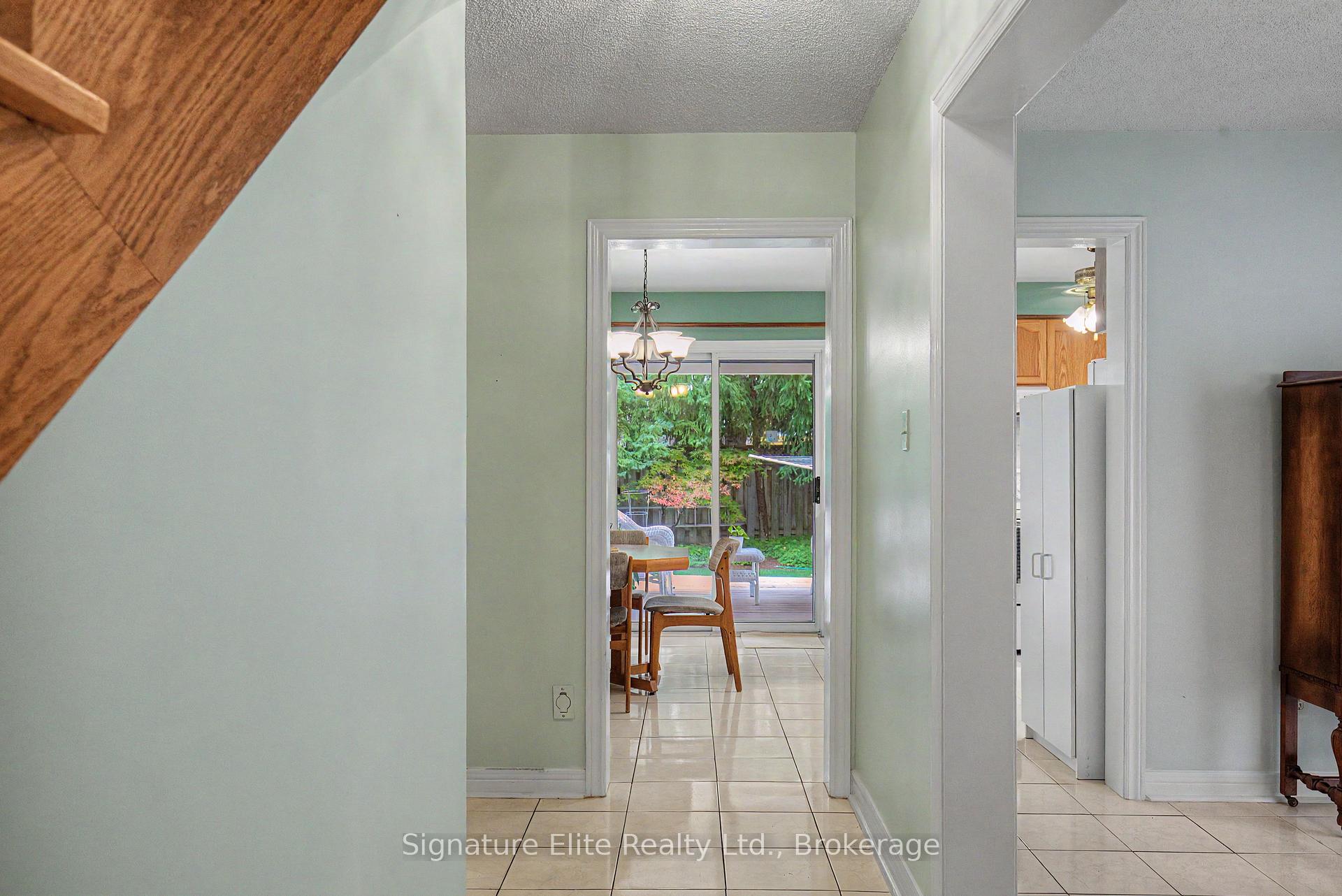 Photo 7 of 33 Waller Street, Whitby, Rolling Acres — HOMEH